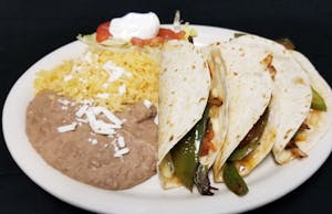 Order Veggie Quesadilla Dinner food online from Mexico Restaurant store, Des Plaines on bringmethat.com