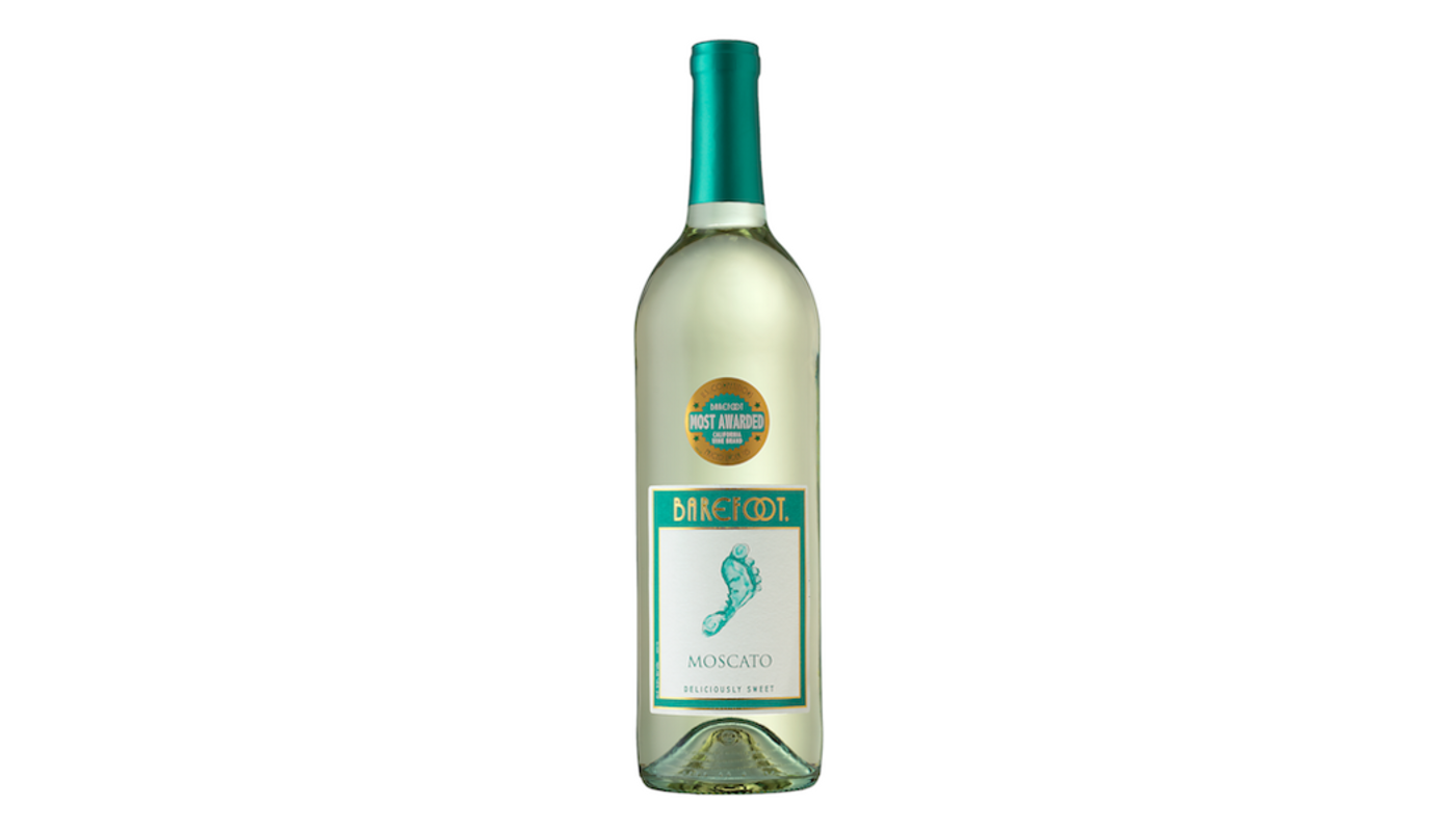 Order Barefoot Moscato 750mL food online from Village Liquor store, Lancaster on bringmethat.com