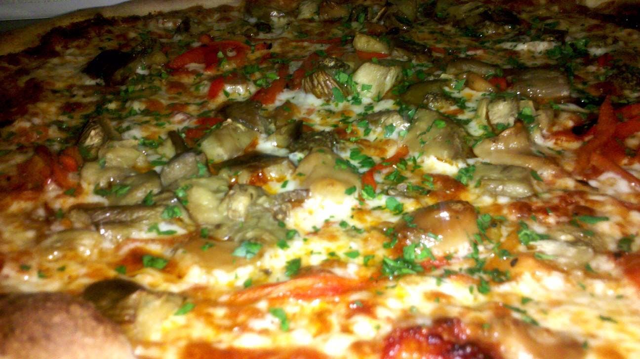 Order Rustica Pizza - Small 14'' food online from Marottas store, Cleveland on bringmethat.com