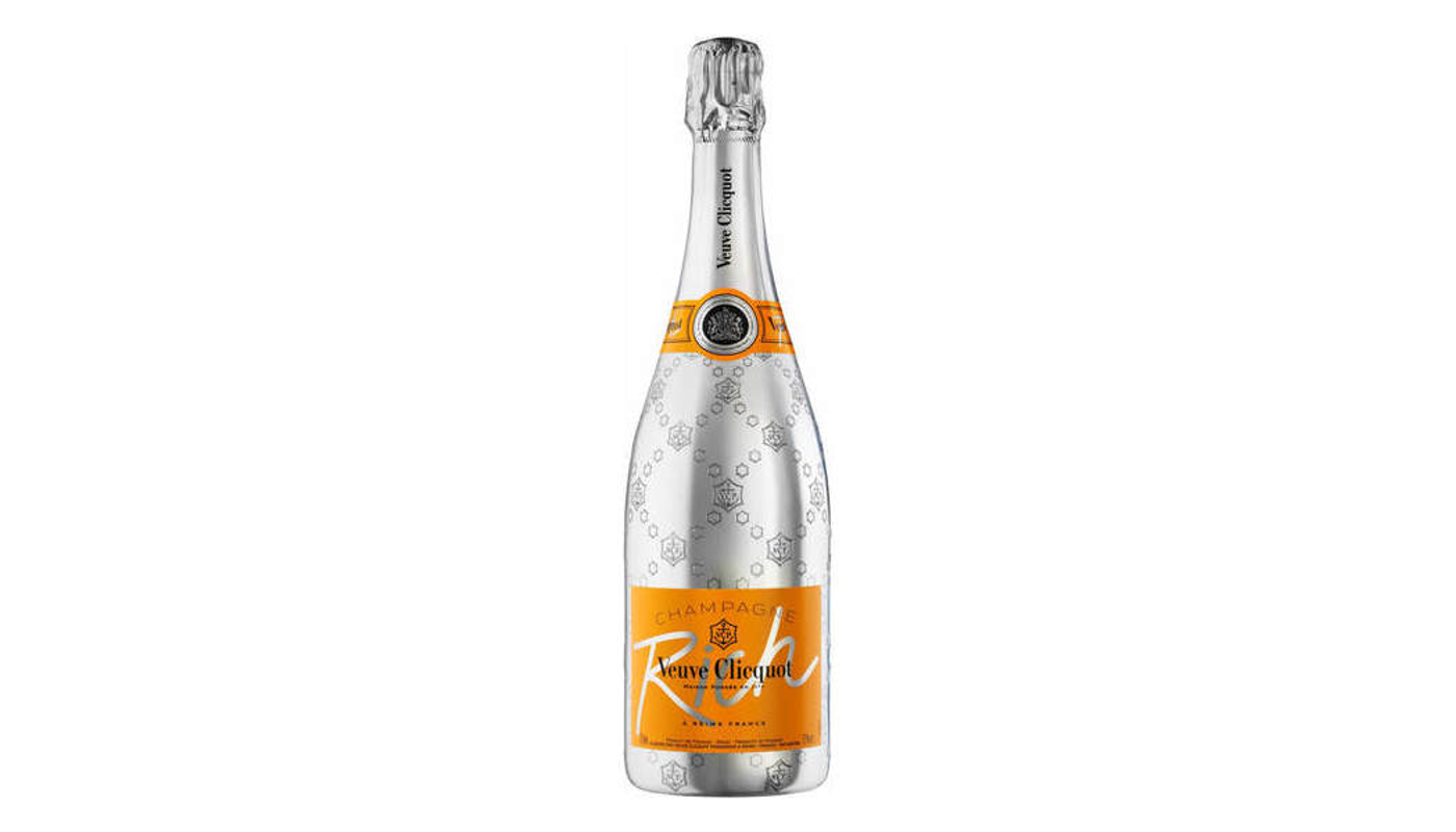 Order Veuve Clicquot Ponsardin Brut Champagne Champagne Blend Sparkling Wine 750mL food online from House Of Cigar & Liquor store, Redondo Beach on bringmethat.com