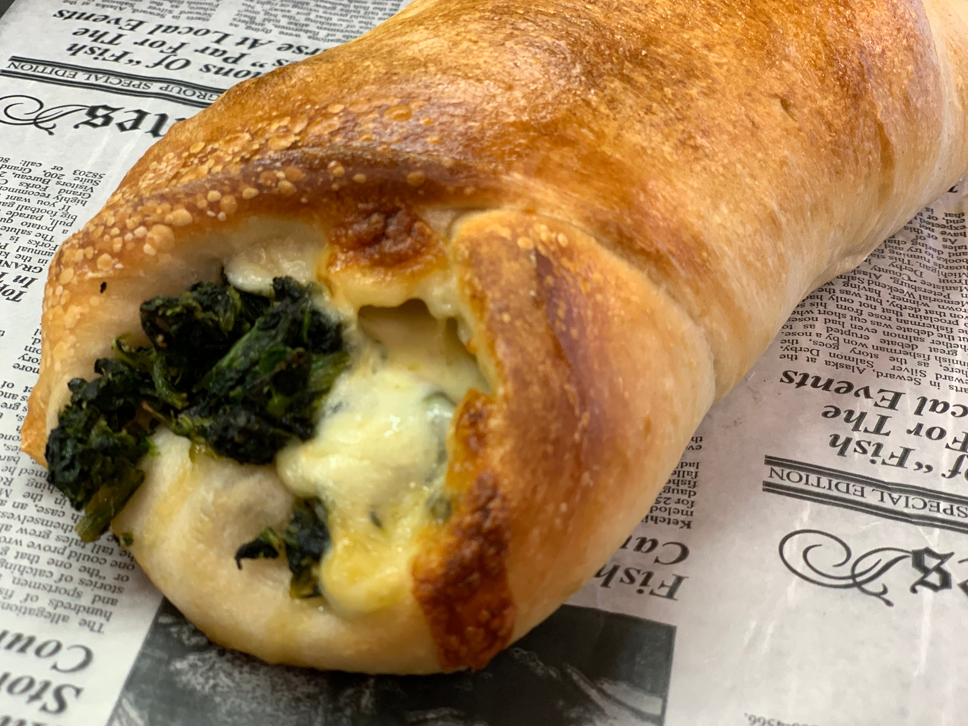 Order Spinach Roll - Roll food online from Pappardelle's Pizza & Pasta store, Bethpage on bringmethat.com
