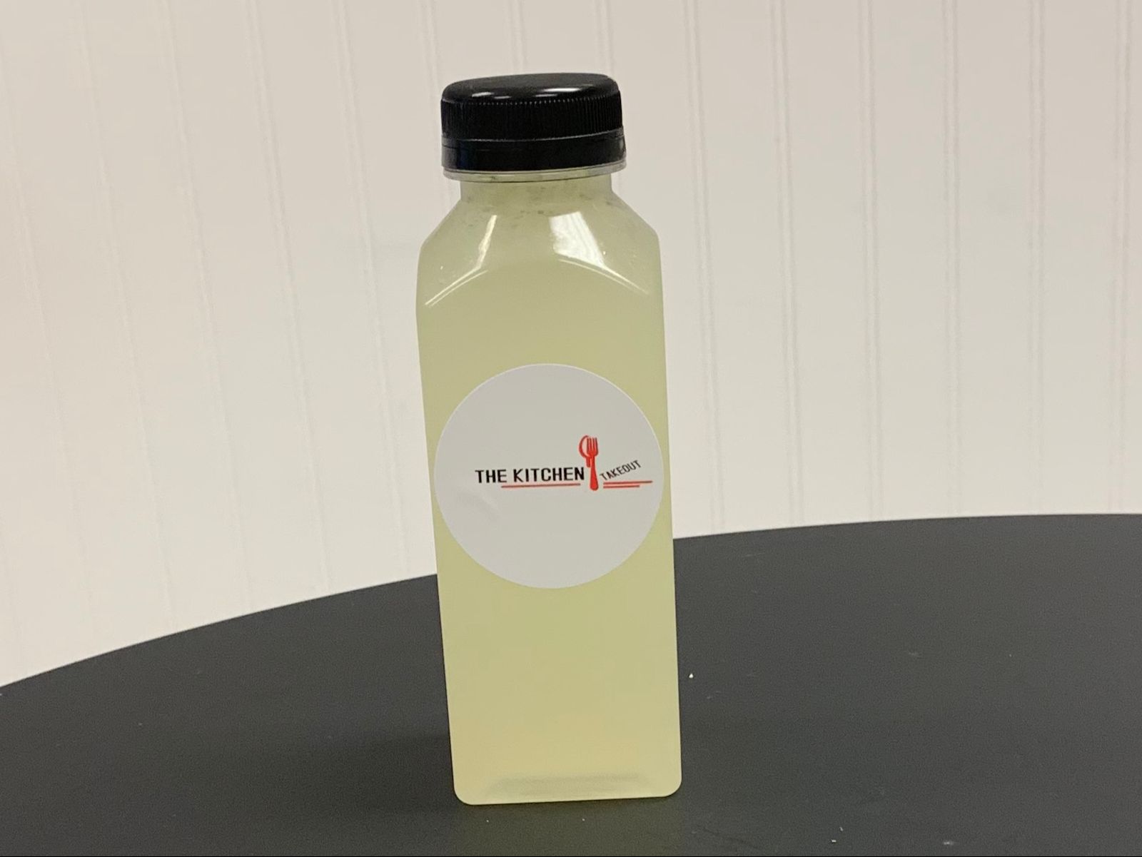 Order Fresh Squeezed Lemonade food online from The Kitchen Takeout store, Norristown on bringmethat.com