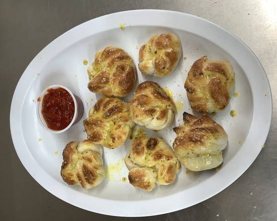 Order Garlic Knots (8 pcs) food online from Tony's Giant Pizzeria & Grill store, San Diego on bringmethat.com