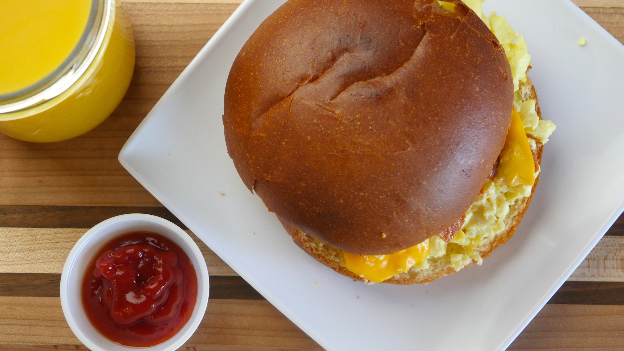 Order Linguica Sandwich food online from Egg In The Bun store, Foster City on bringmethat.com