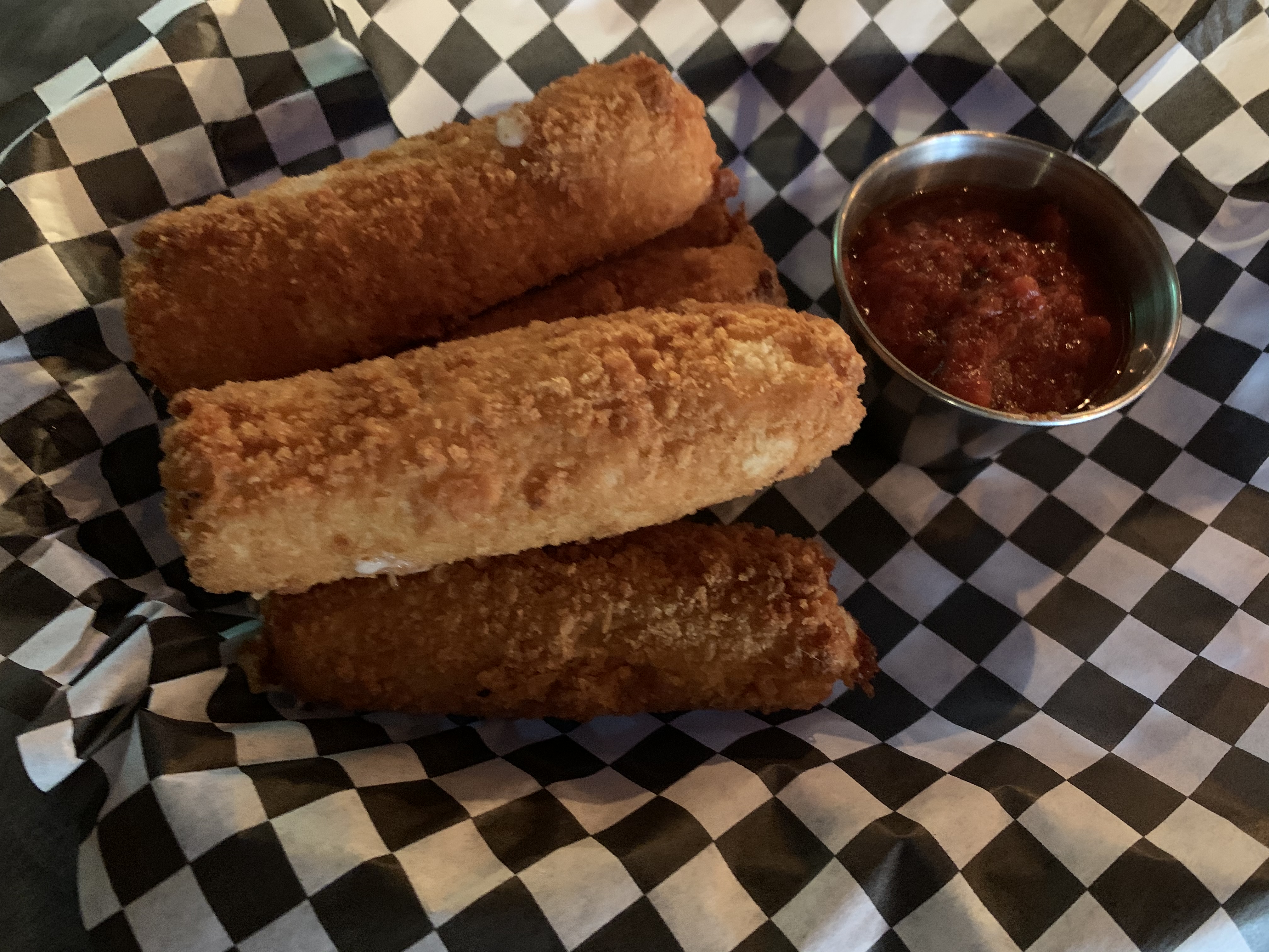 Order Mozzarella Sticks food online from Billy Mchale store, Federal Way on bringmethat.com