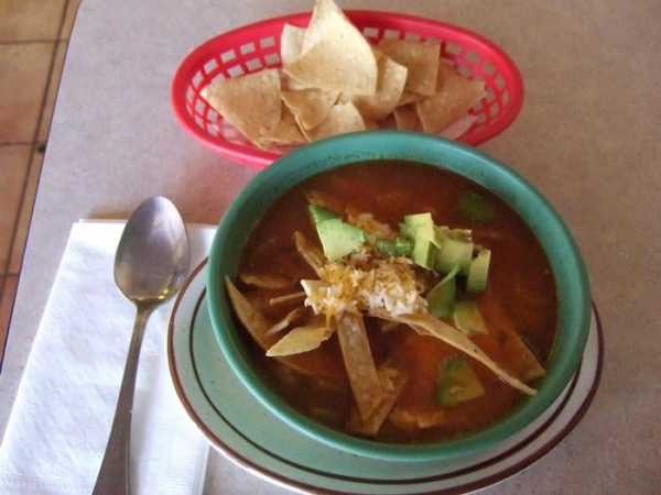 Order Tortilla Soup (Bowl) food online from Tortas Mexico store, Studio City on bringmethat.com