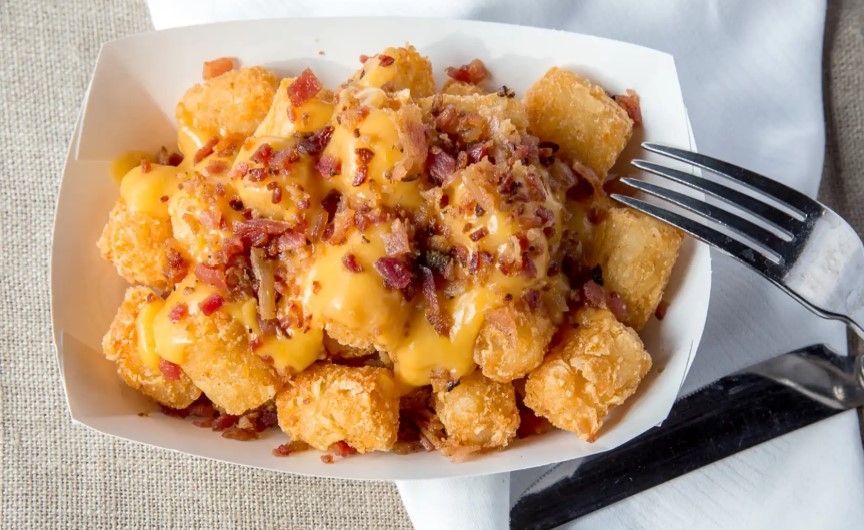 Order Loaded Tots food online from Cheesie's Pub & Grub store, Chicago on bringmethat.com