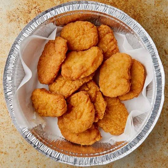 Order Chicken Nuggets food online from Naz's Halal Food store, Levittown on bringmethat.com