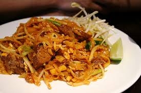 Order DS7. Duck Pad Thai (Dinner) (3PD) food online from Chaang Thai Restaurant store, Morgantown on bringmethat.com