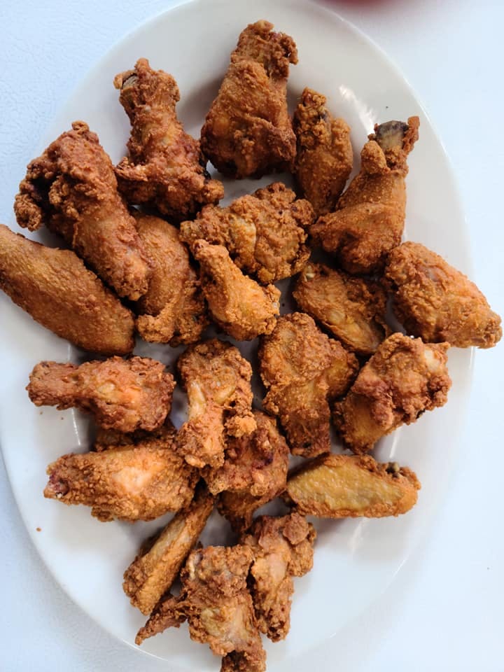 Order Chicken Wings - 8 Pieces food online from The Amantinos Restaurant store, Jamaica Plain on bringmethat.com