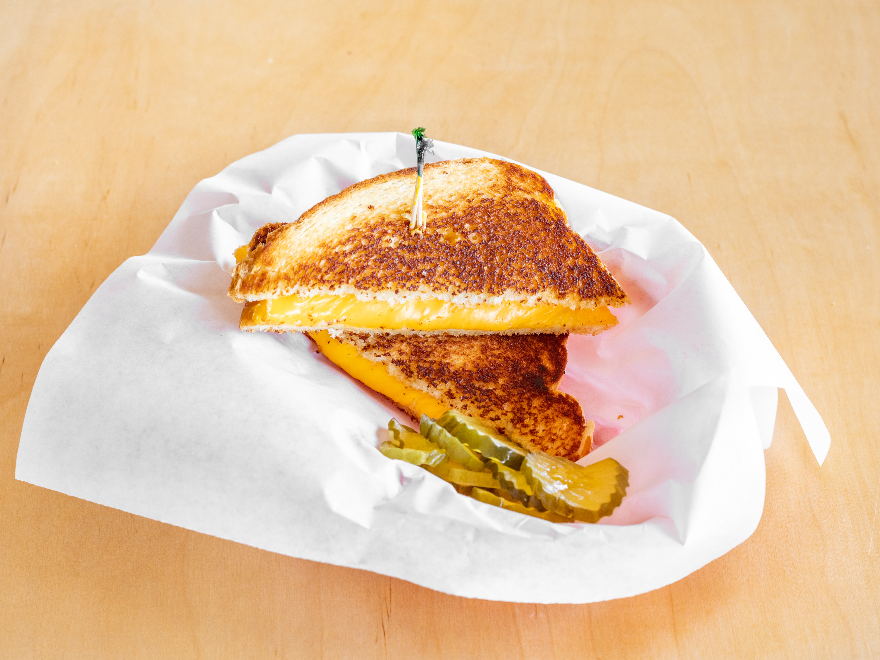Order Grilled Cheese Sandwich food online from Lutes' Casino store, Yuma on bringmethat.com