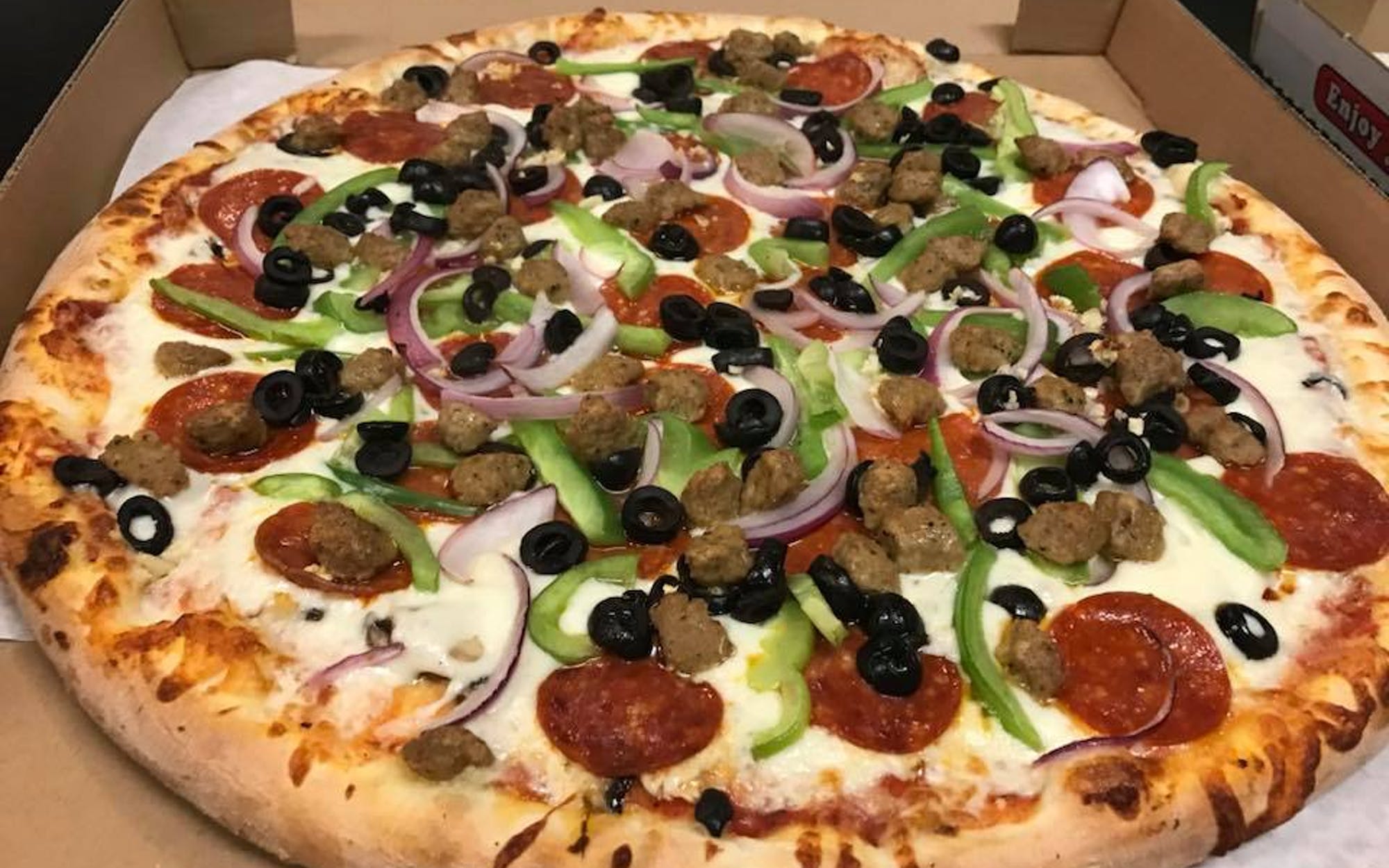 Order Supreme Combo Pizza - 10" food online from Wild Tiger Pizza store, Seattle on bringmethat.com