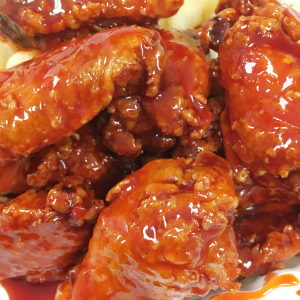 Order 10 Wings with French Fries food online from Tasty Carryout store, Hyattsville on bringmethat.com