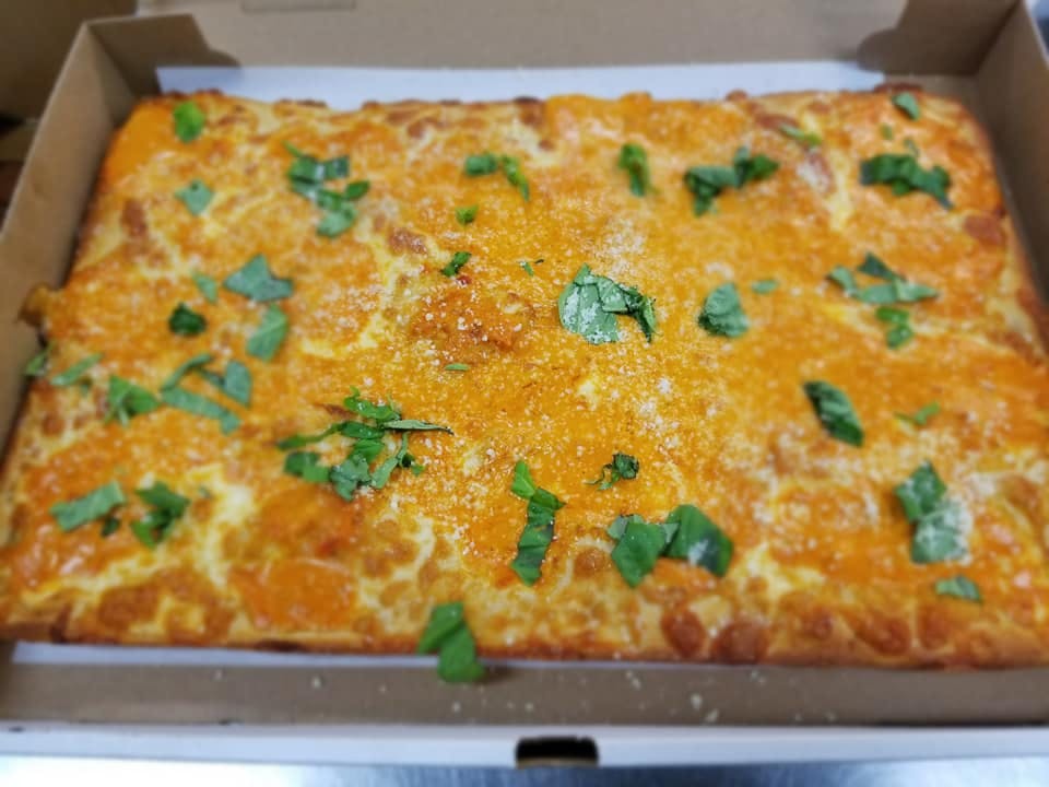 Order Grandma Ala Vodka Pizza - 16'' (8 Slices) food online from Bonillas Pizza store, Wheatley Heights on bringmethat.com