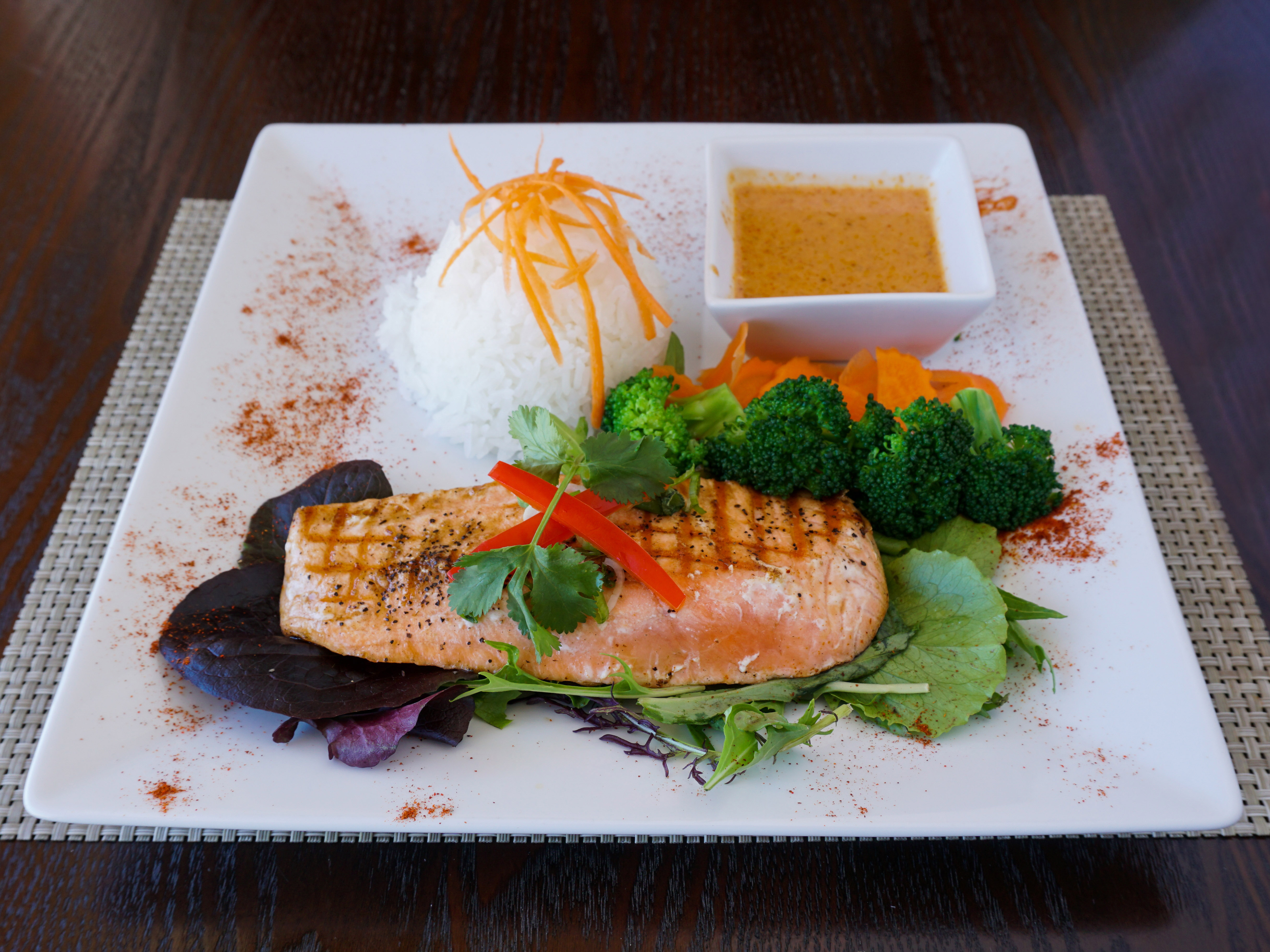 Order Grilled Salmon food online from Busy B Thai Cafe store, El Cajon on bringmethat.com