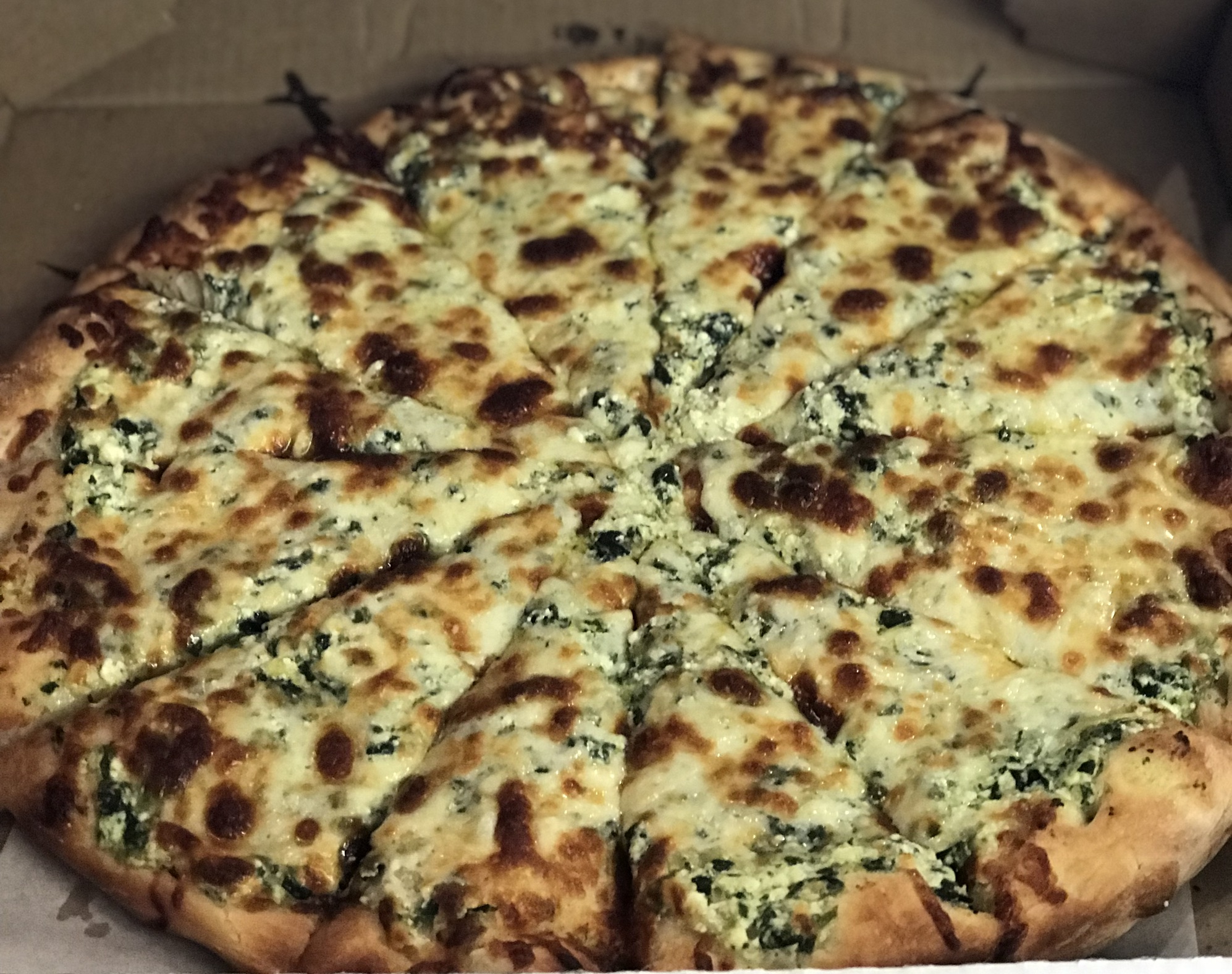 Order Ricotta, Spinach and Garlic Pizza food online from Gallo Pizza store, Rochester on bringmethat.com