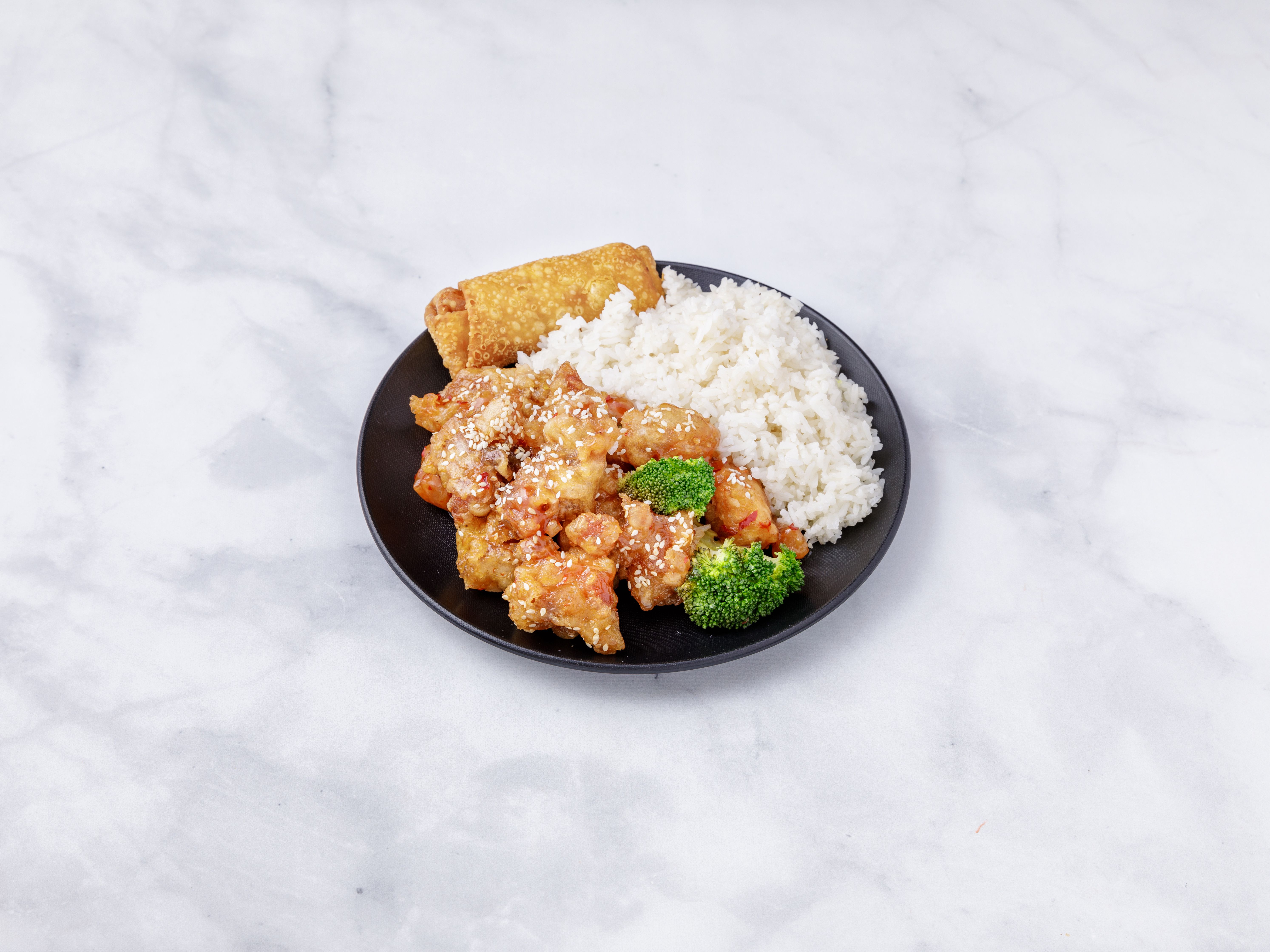 Order C18. Sesame Chicken Combo Plate food online from Hunan Wok Restaurant store, Milltown on bringmethat.com