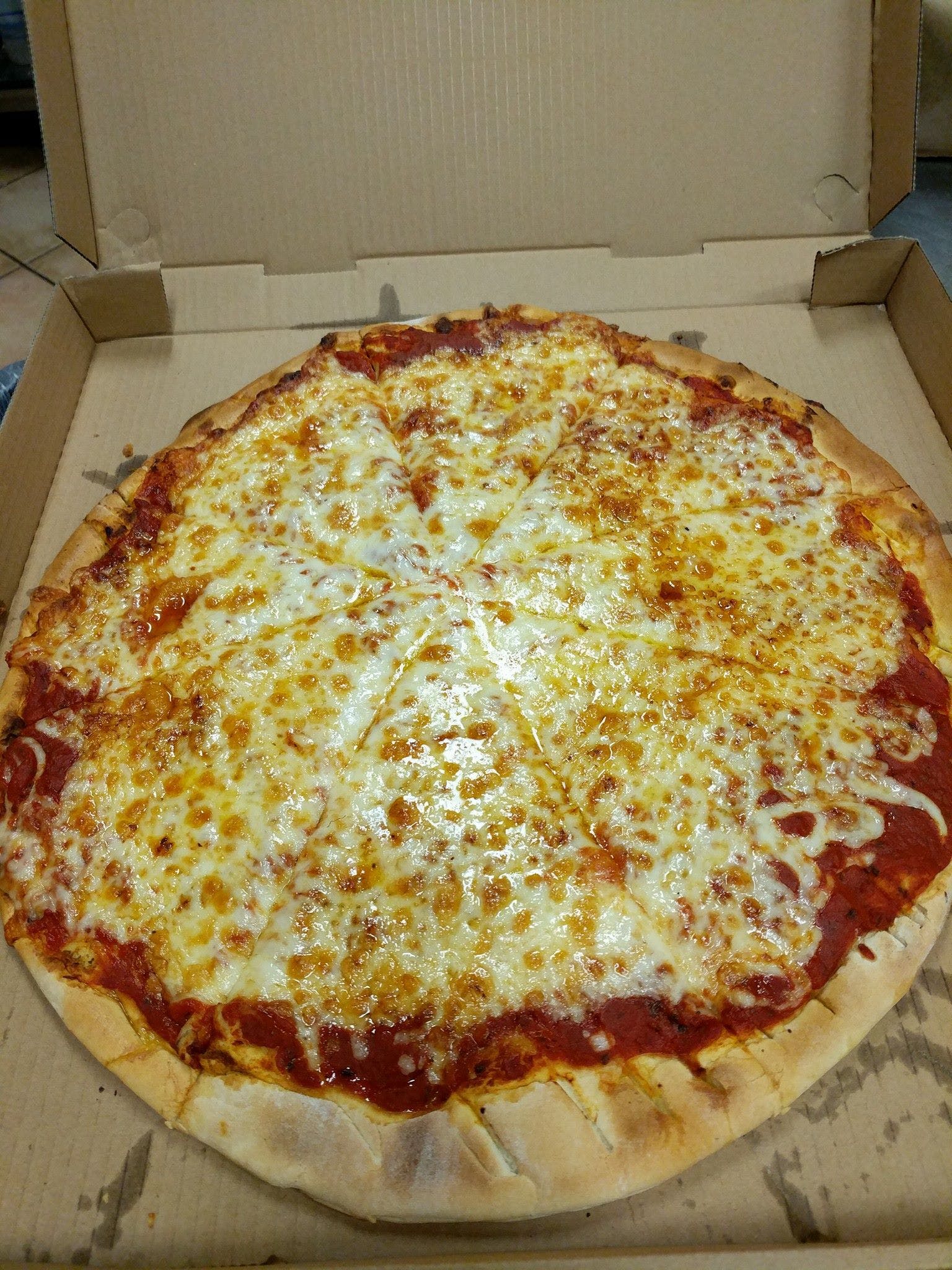 Order Stone Oven Cheese Pizza - Individual 7'' food online from Bibi Bakery Cafe store, Los Angeles on bringmethat.com