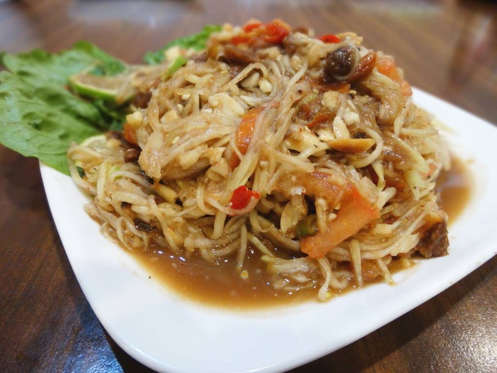 Order Lao Papaya Salad food online from Rice Palace store, Eau Claire on bringmethat.com