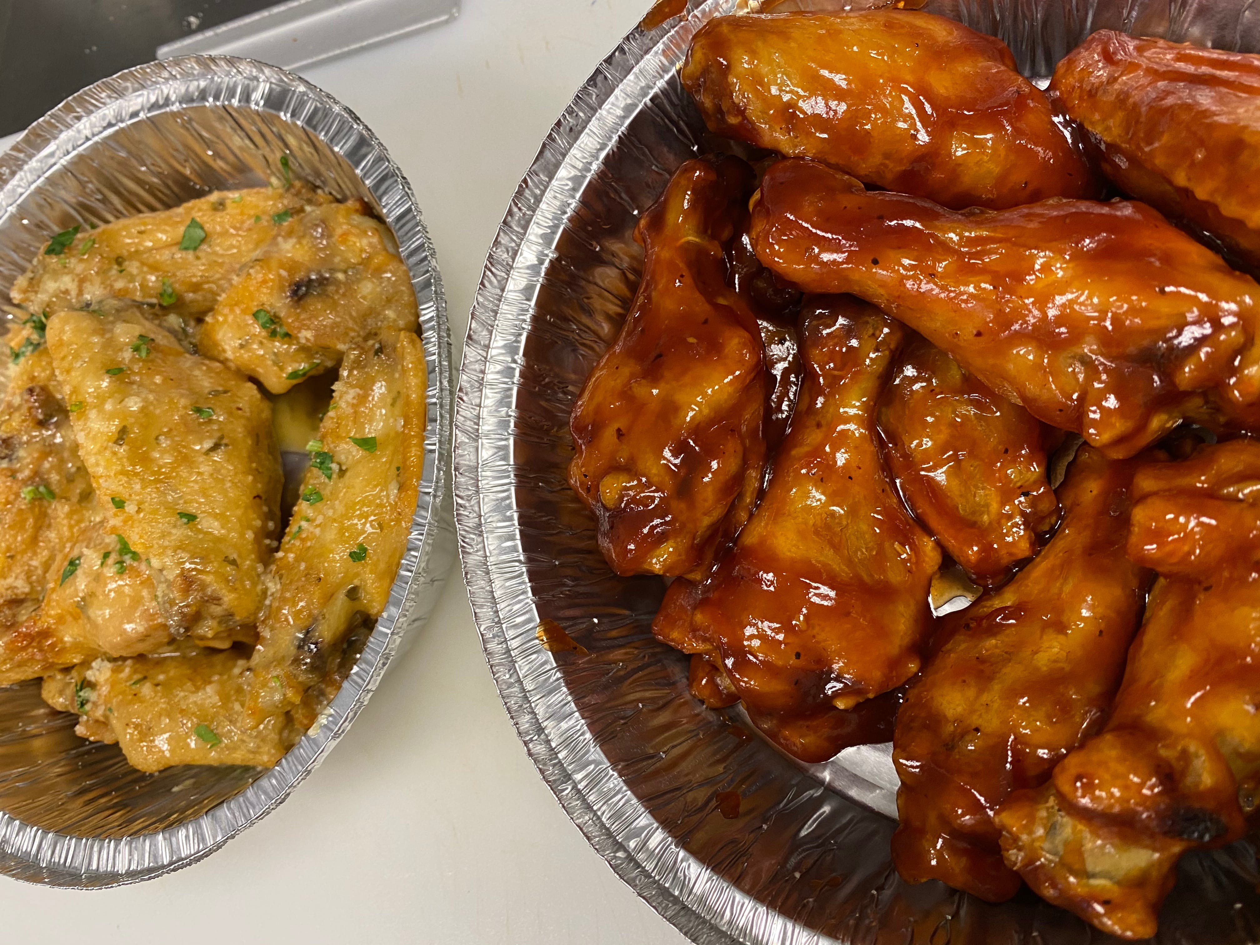 Order Wings - 10 Pieces food online from Reel Pizza Pies store, Surprise on bringmethat.com