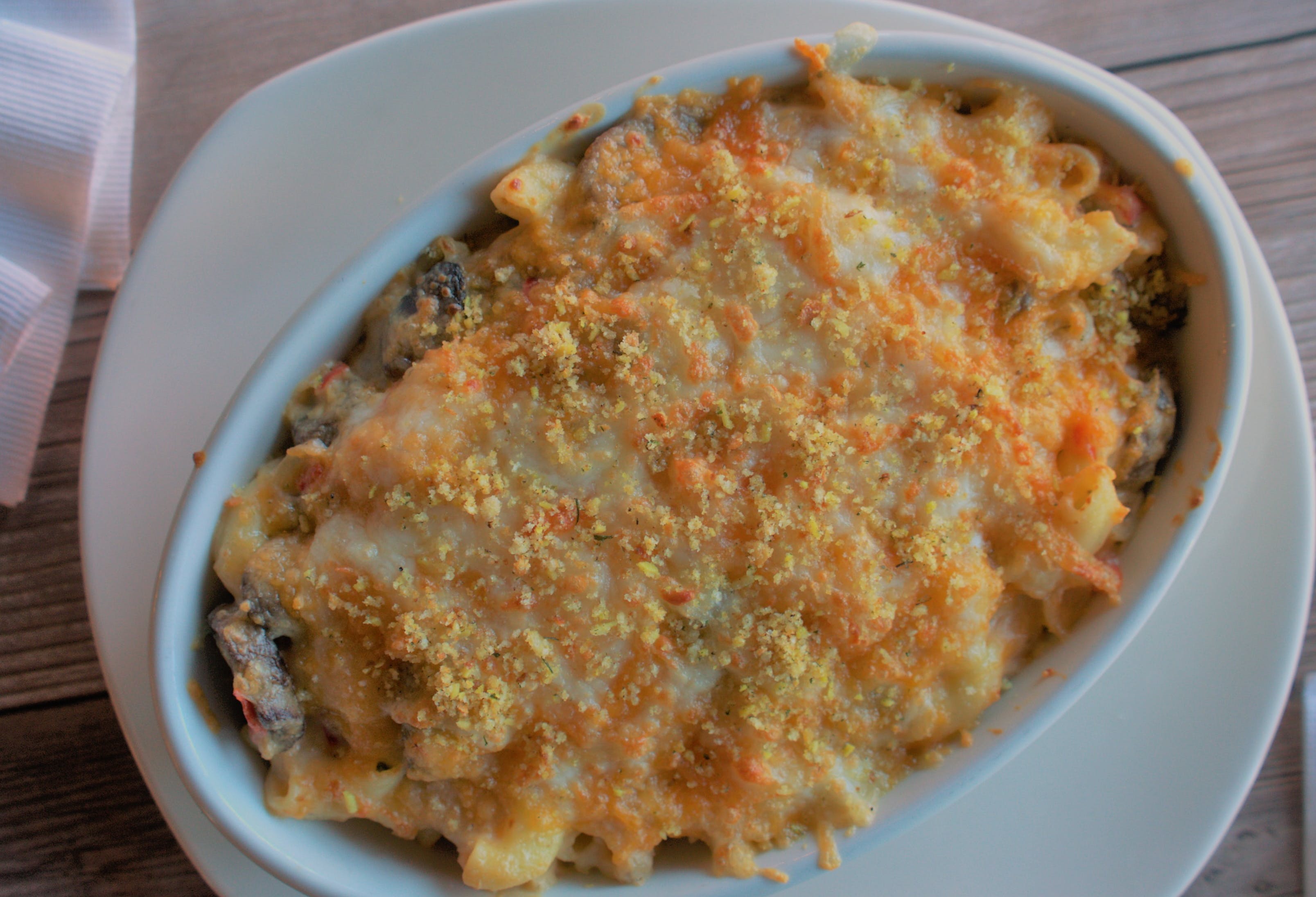 Order GT Mac & Cheese - Pasta food online from Game Train Usa store, Highlands Ranch on bringmethat.com