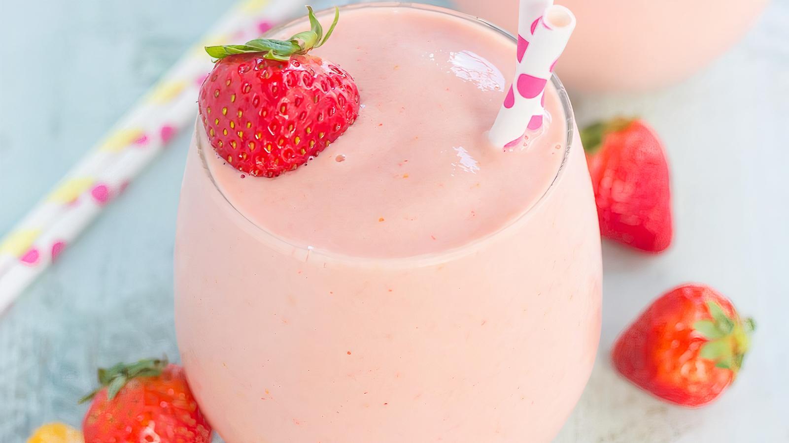 Order Strawberry Peach Smoothie food online from Old Town Crab store, Lawrenceville on bringmethat.com
