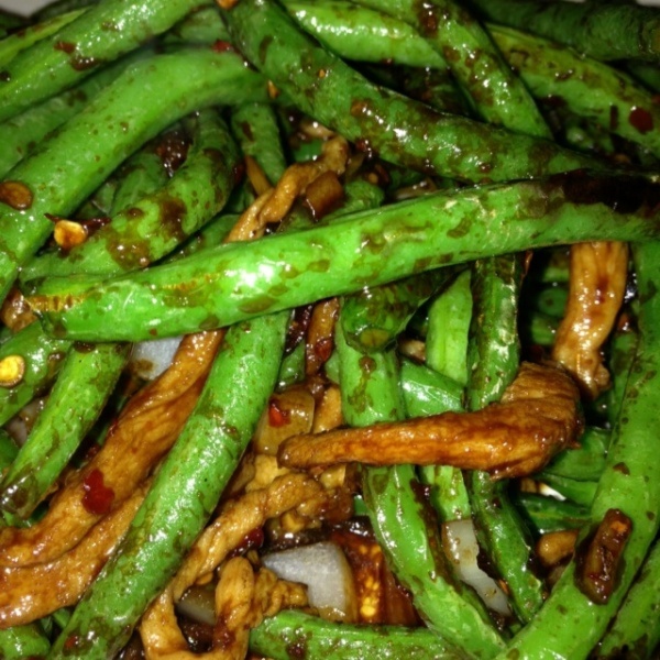 Order 67. Fire House Spicy String Beans with Minced Pork food online from Red jade store, San Francisco on bringmethat.com