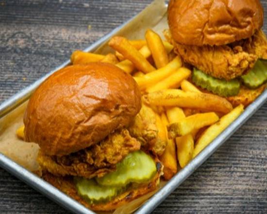 Order Kid's Chicken Sliders food online from Saltgrass Steakhouse store, Humble on bringmethat.com