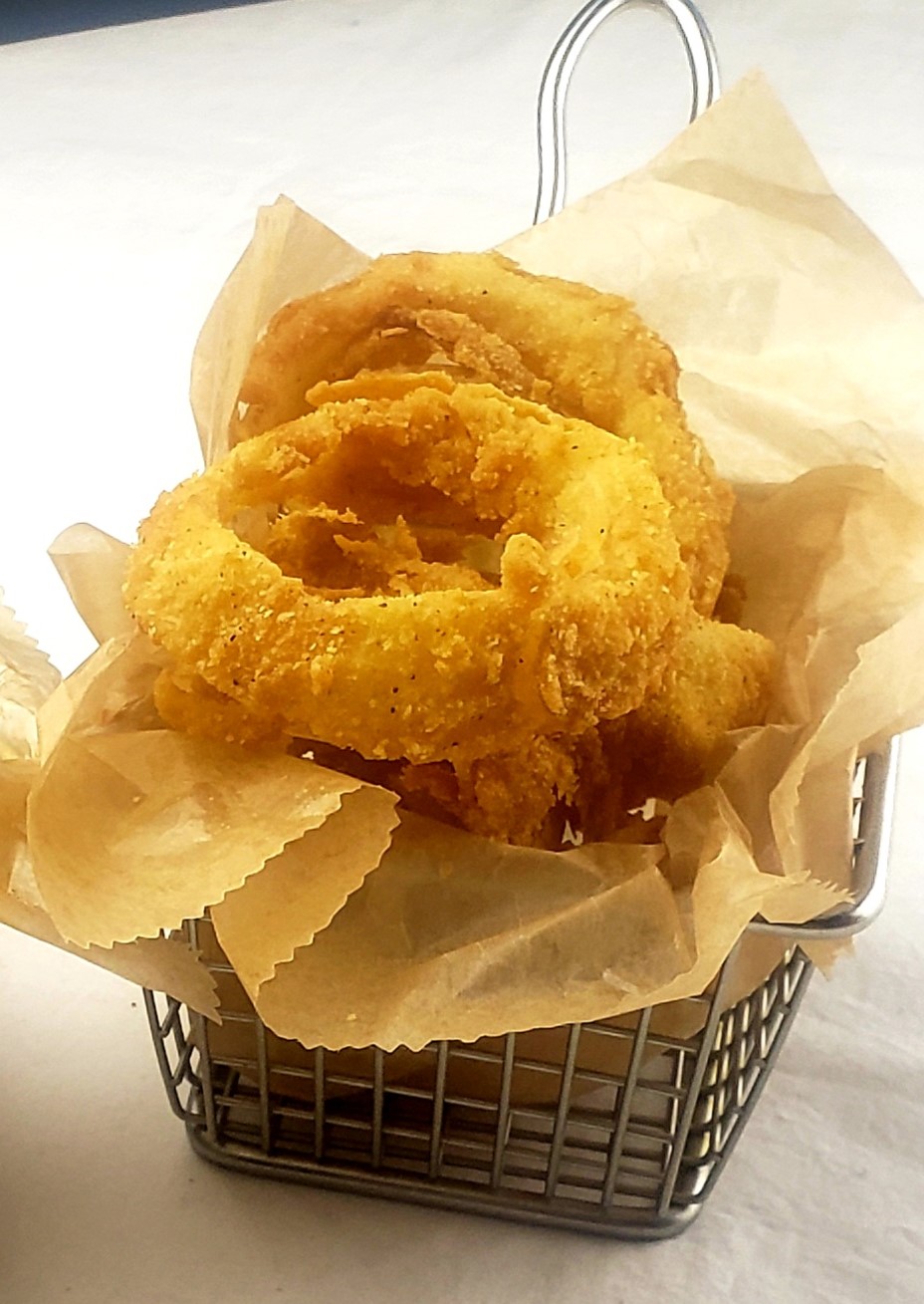 Order Onion Rings food online from The Moon store, Peoria on bringmethat.com