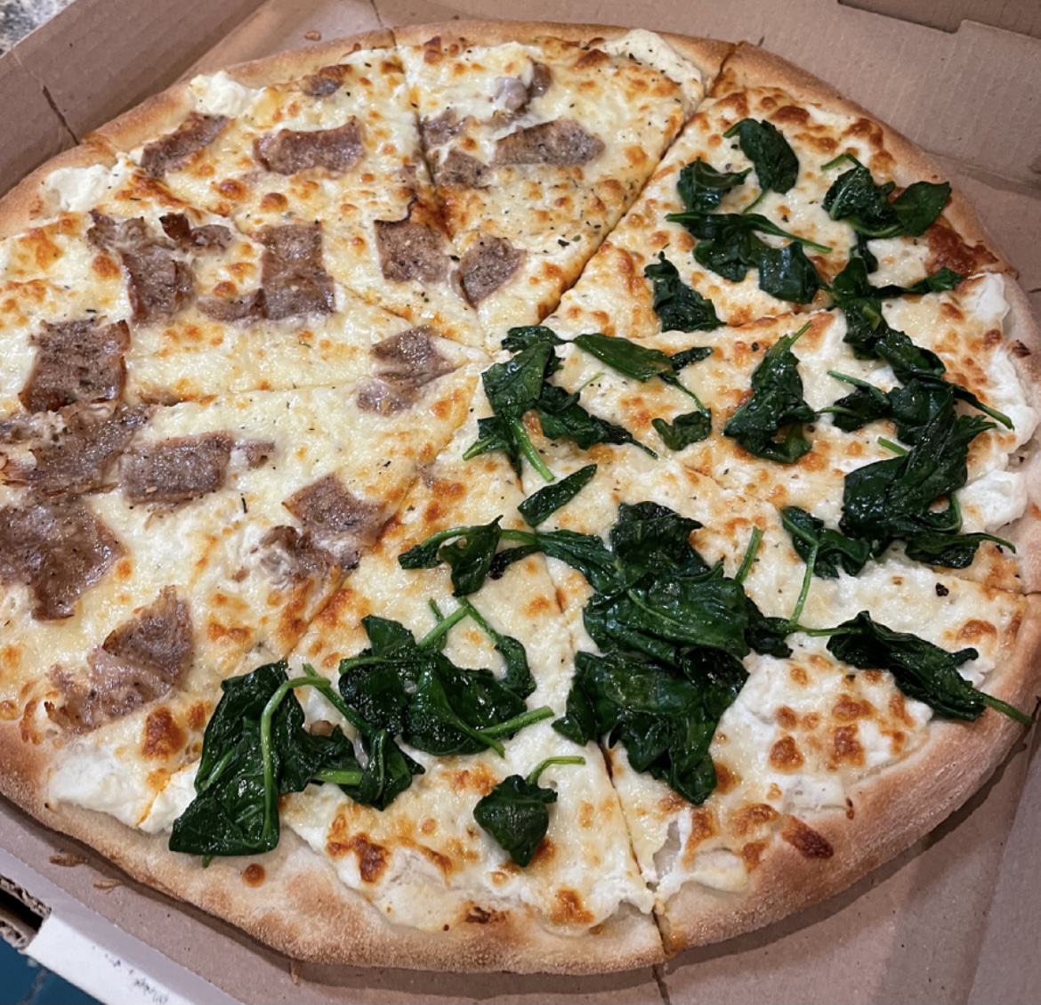 Order White Pizza food online from Mahwah Pizza Master store, Mahwah on bringmethat.com
