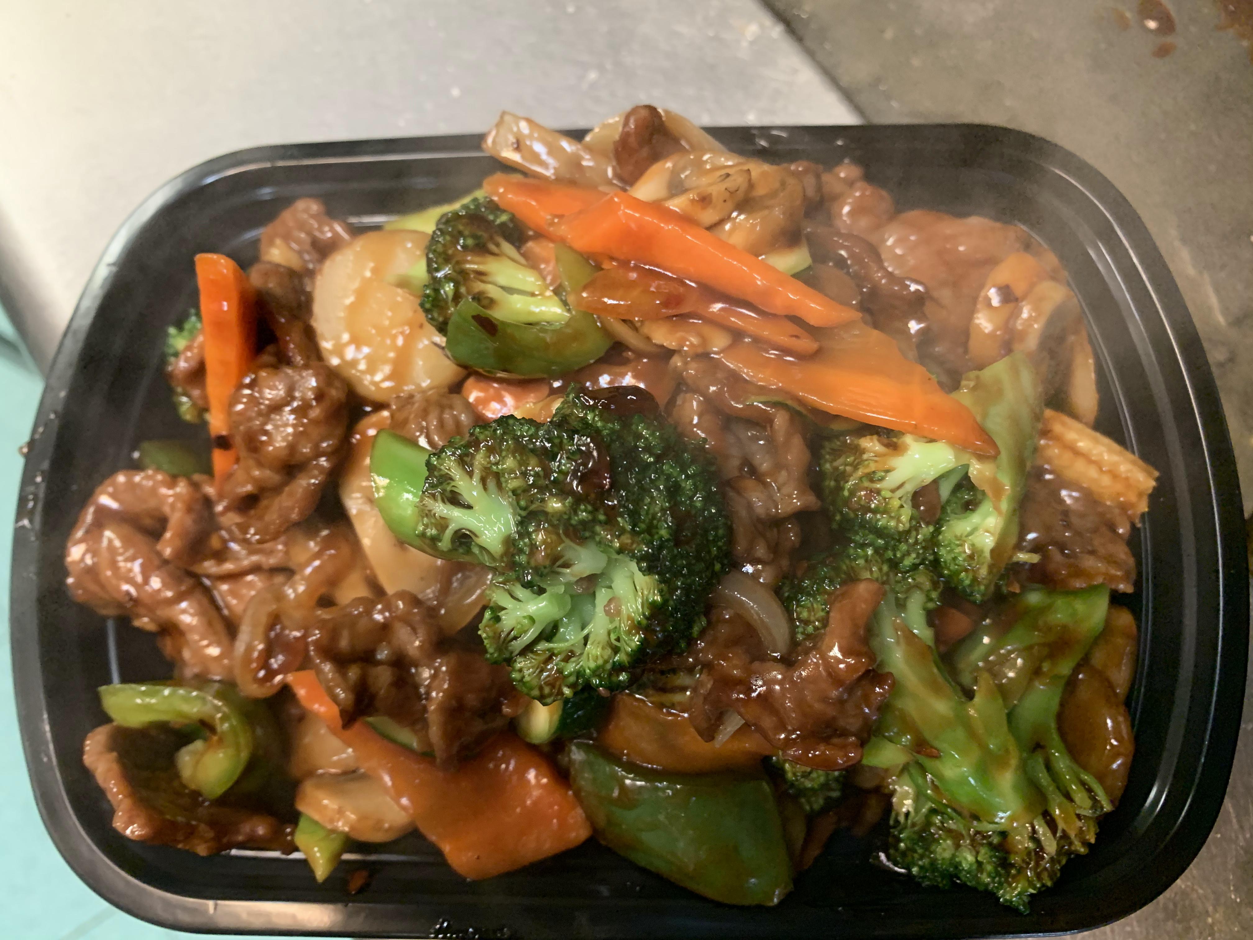 Order S8. Mongolian Beef food online from Chong Garden store, Louisville, KY on bringmethat.com