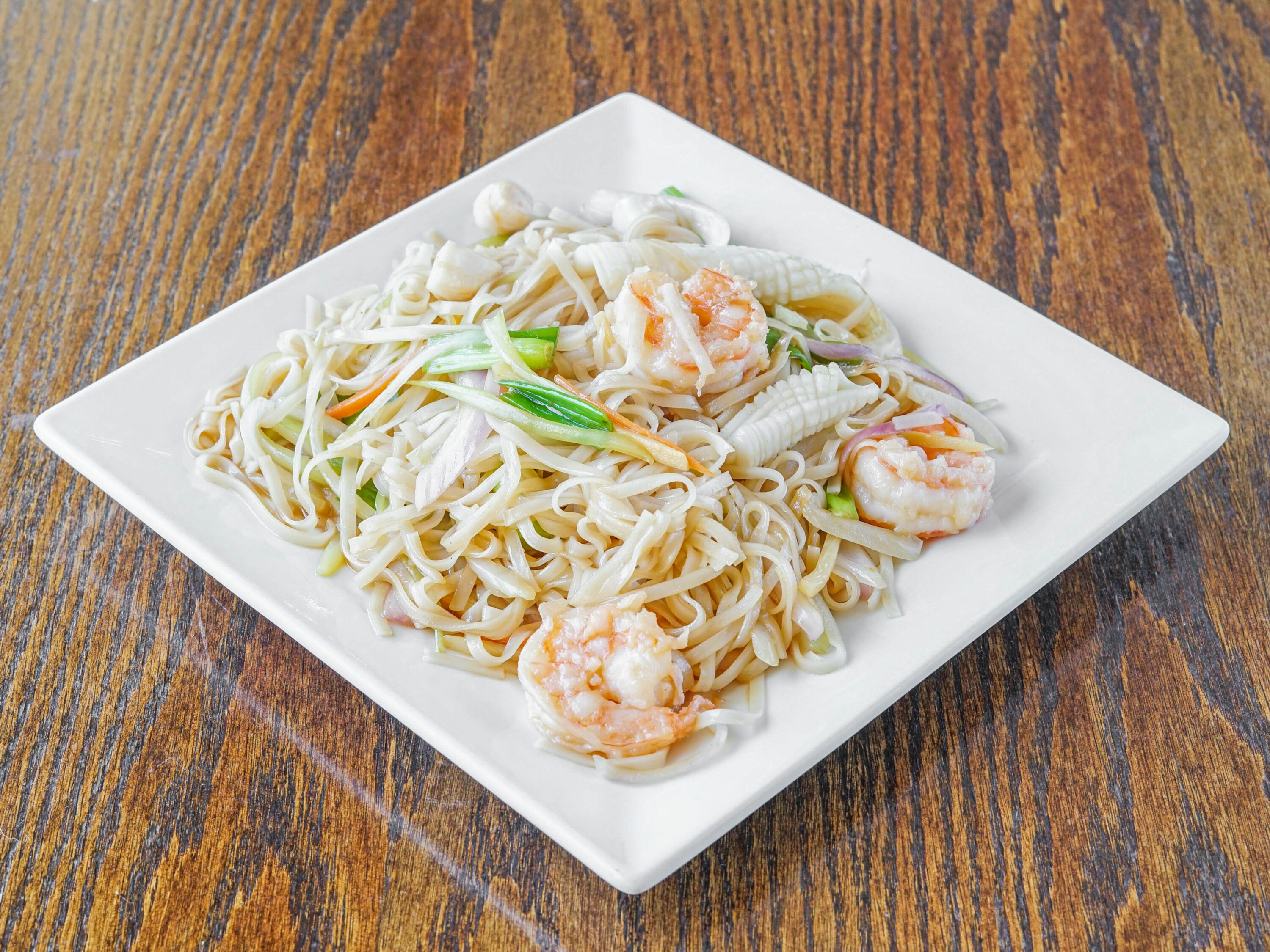 Order Malaysian Fried Noodles food online from Yokohama store, Harrisburg on bringmethat.com