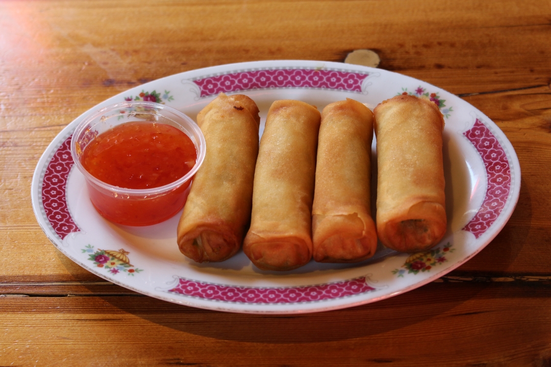 Order Spring Rolls food online from Blue Ocean Sushi store, St Louis on bringmethat.com