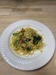 Order Spaghetti Aglio & Olio food online from La Locanda store, Brooklyn on bringmethat.com