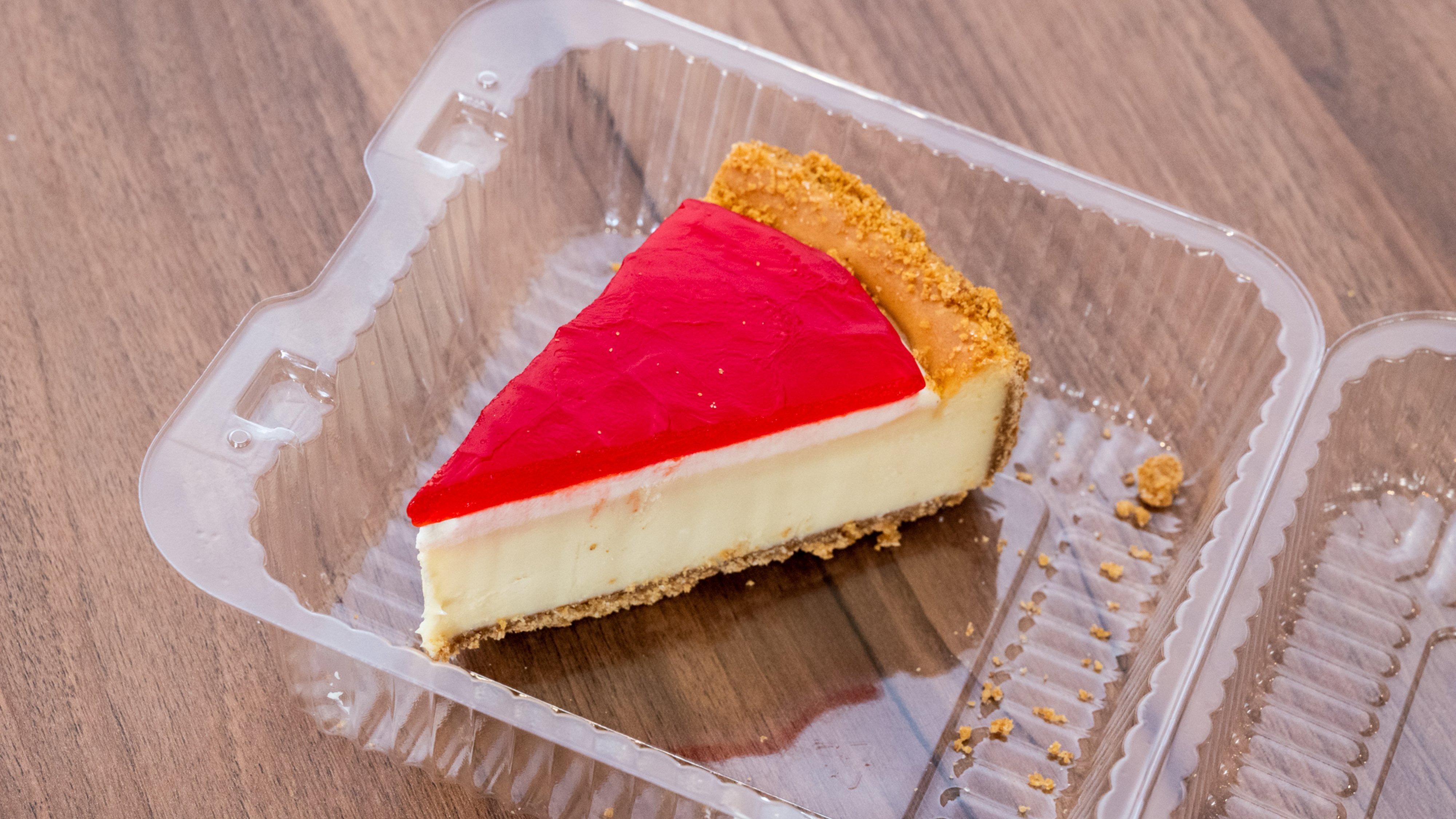 Order Strawberry Cheesecake food online from Captain Jay Fish & Chicken store, Southfield on bringmethat.com