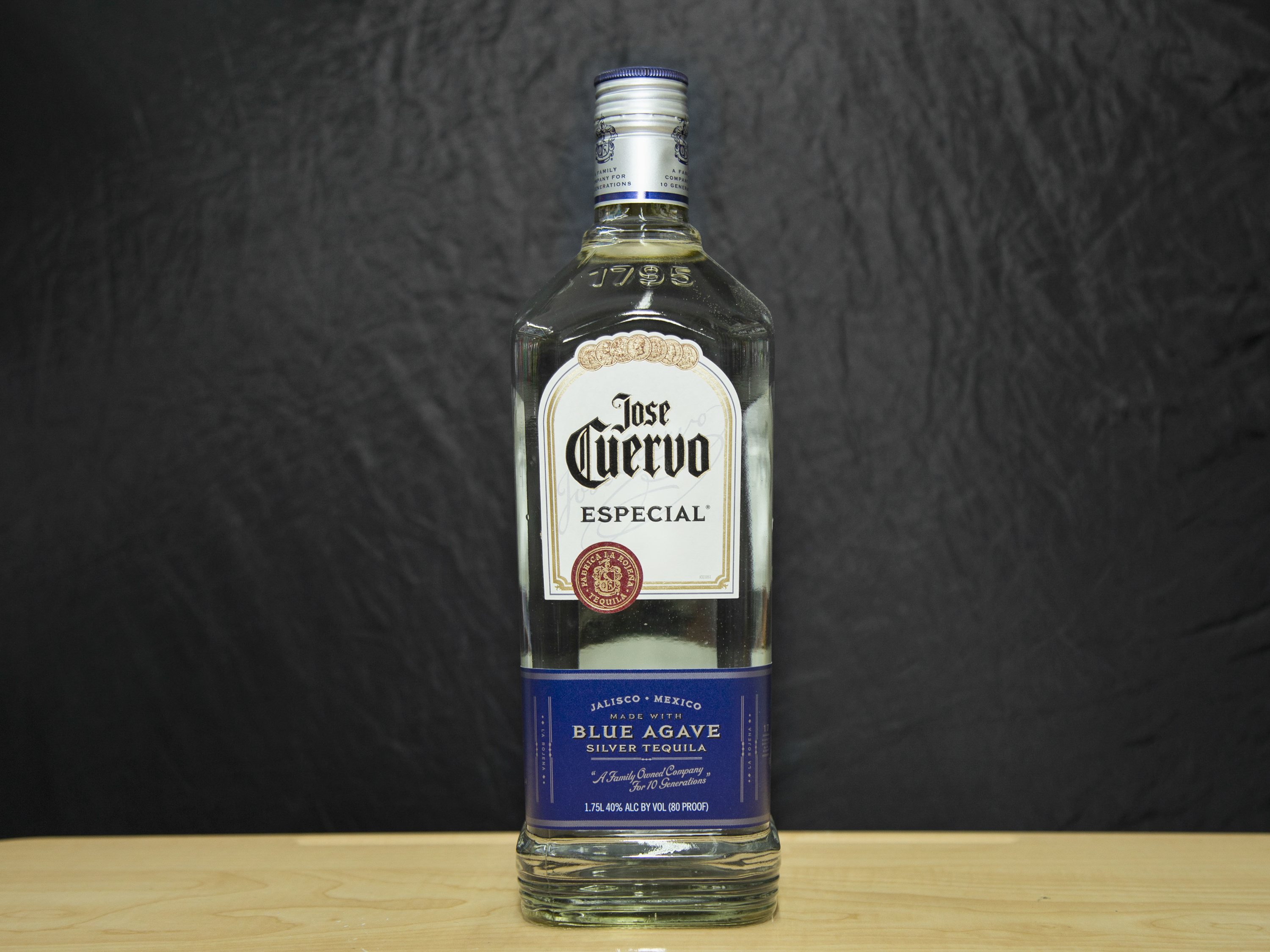 Order Jose Cuervo Silver, 750 ml. Tequila (40.0% ABV) food online from Platinum Star Food & Liquor store, Chicago on bringmethat.com