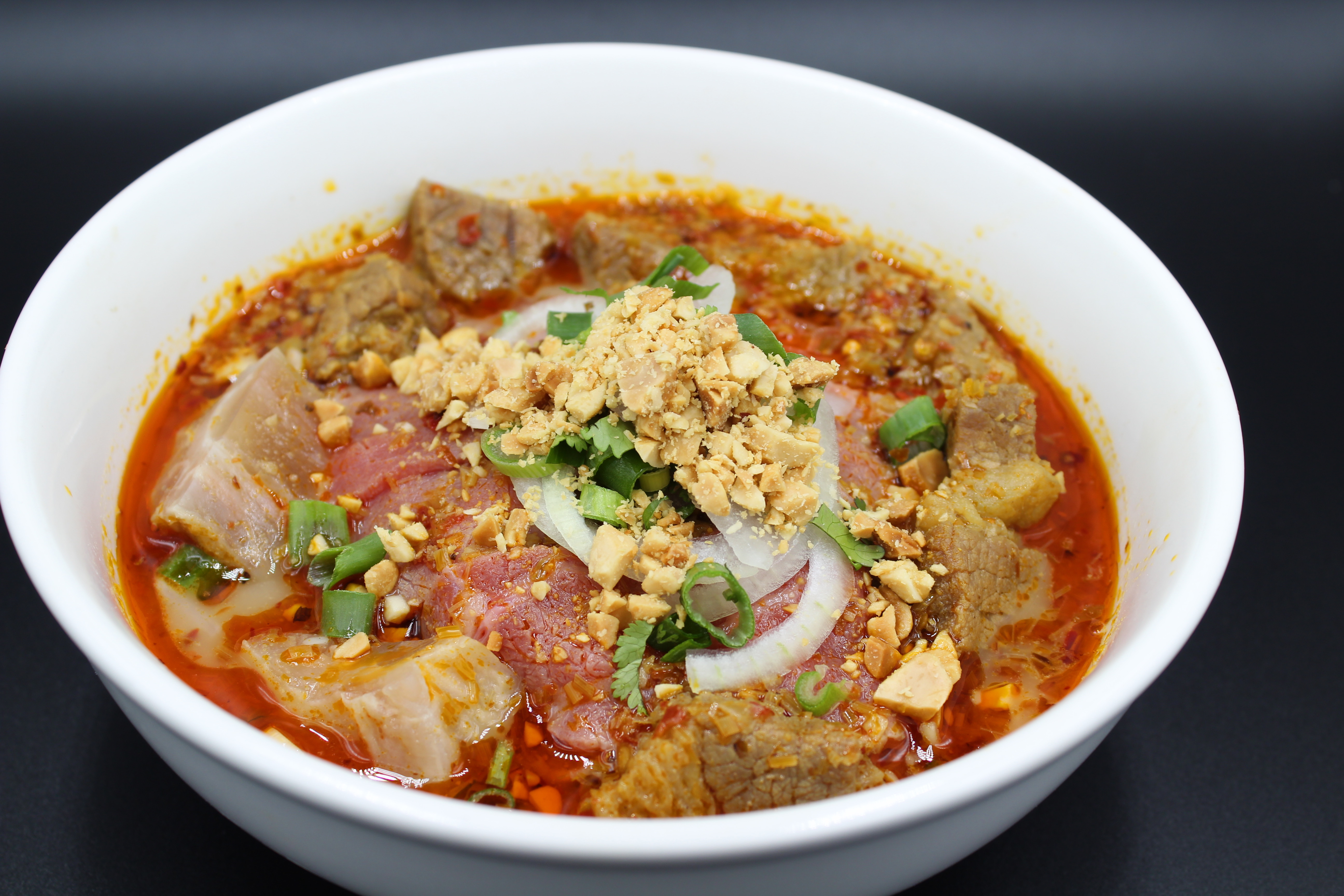 Order Hủ Tiếu Sa tế - Coconut Chili Rice Noodle Soup food online from Watda Pho store, Englewood on bringmethat.com