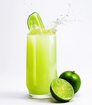 Order Green Lover Juice food online from Duke Eatery store, New York on bringmethat.com