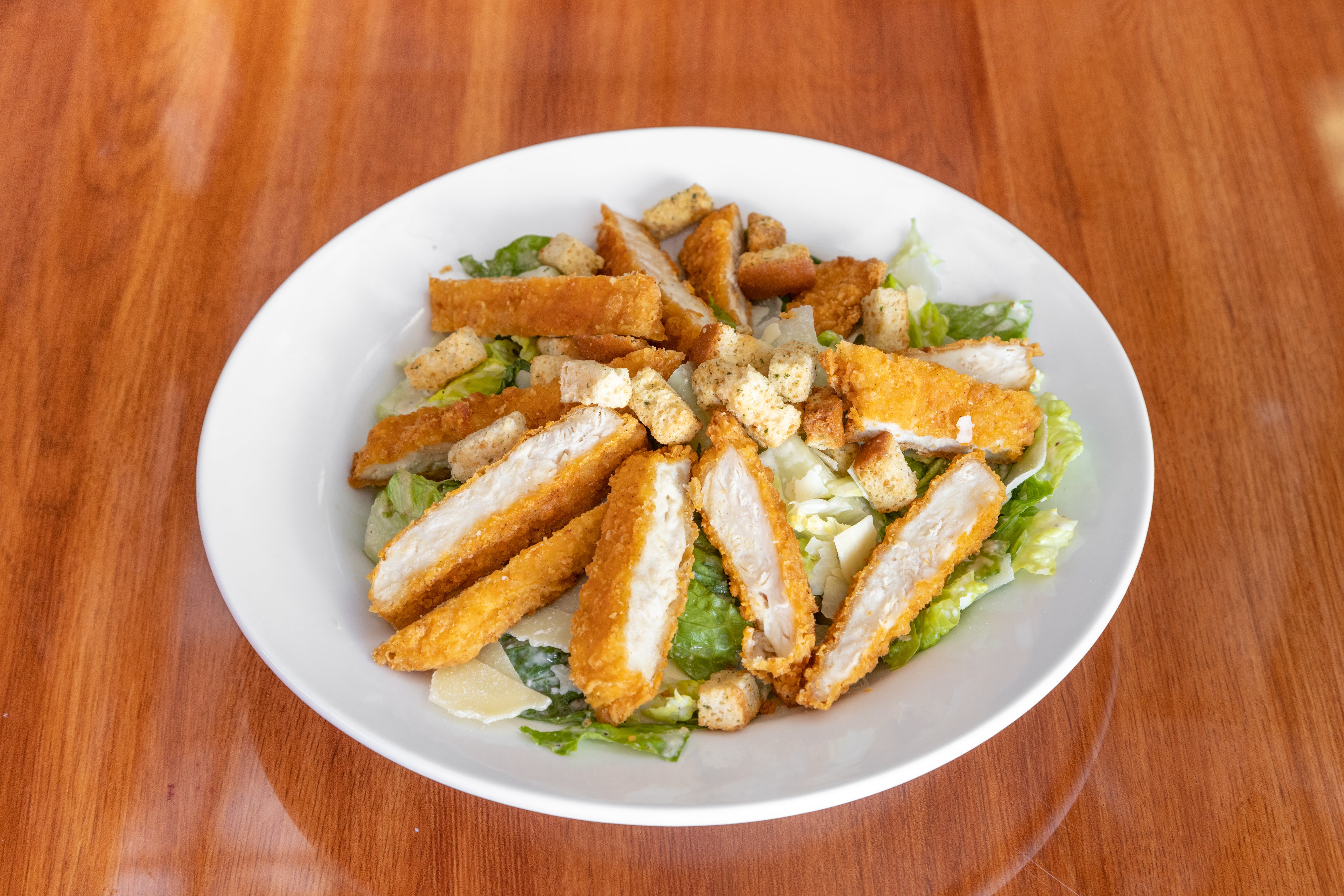 Order Buffalo Crispy Chicken Salad - Salad food online from Colandrea's Pizza King store, Middletown on bringmethat.com