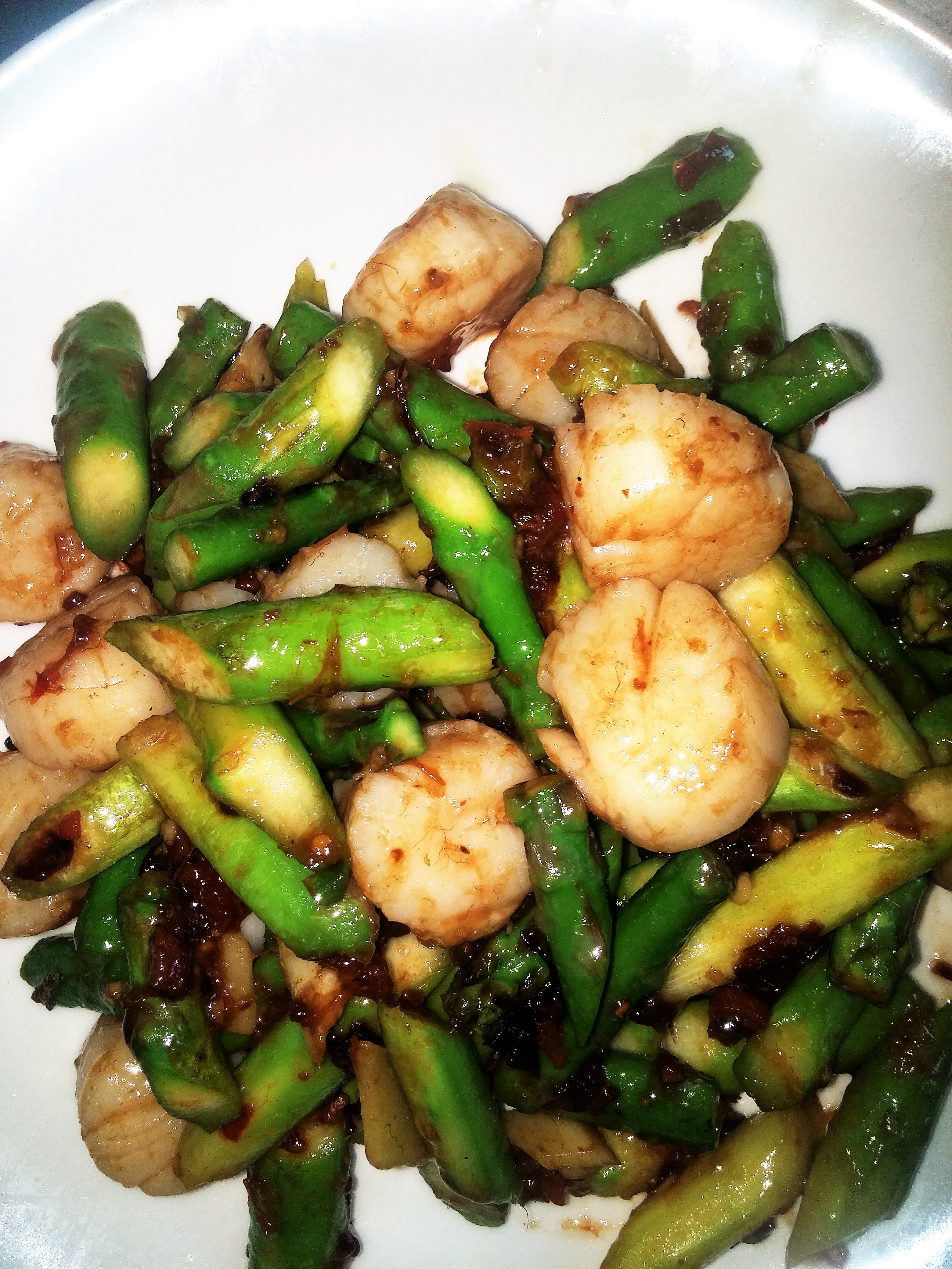Order 11. Sauteed Scallop and Asparagus with Special XO Sauce food online from Dim Sum Palace store, New York on bringmethat.com