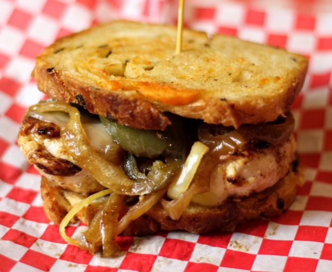 Order Santa Fe Chicken Sandwich food online from Chip's Old Fashioned store, Dallas on bringmethat.com