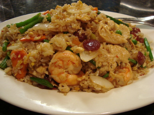 Order 21. Yang Chow Fried Rice food online from The Lemongrass Cafe store, Tumwater on bringmethat.com