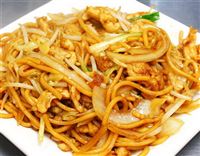 Order 44. Chicken Lo Mein food online from New China Restaurant store, Middletown on bringmethat.com