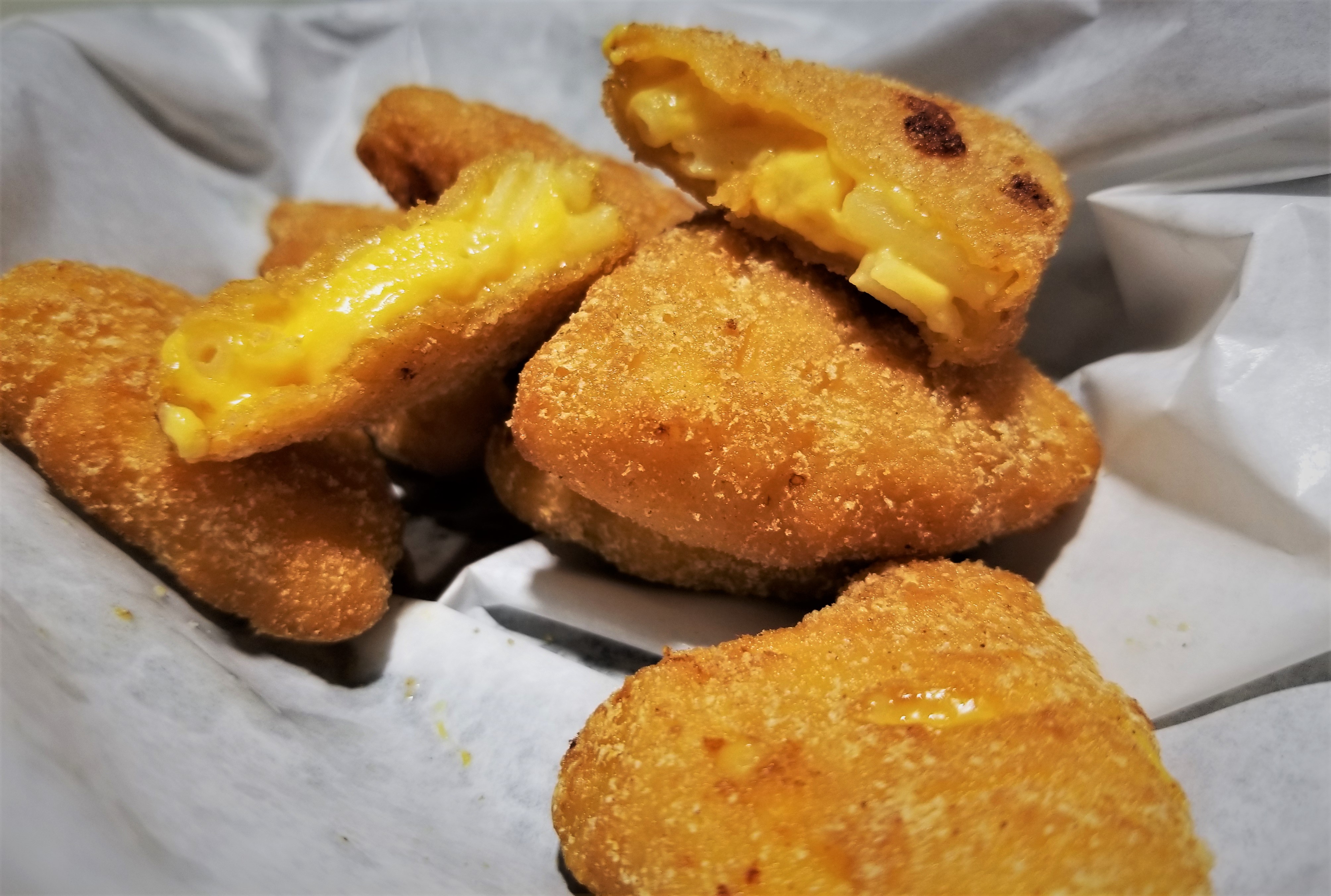 Order Mac and Cheese Bites food online from Southtown Hotdogs store, Elmhurst on bringmethat.com
