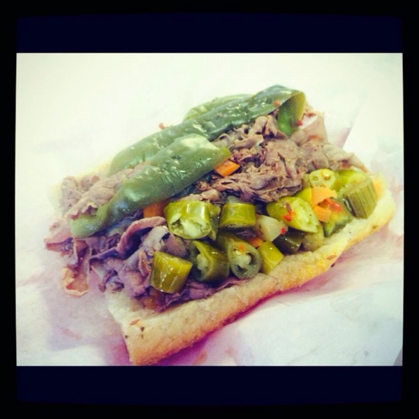 Order Art's Italian Beef Sandwich food online from Art's Drive-In store, Chicago on bringmethat.com