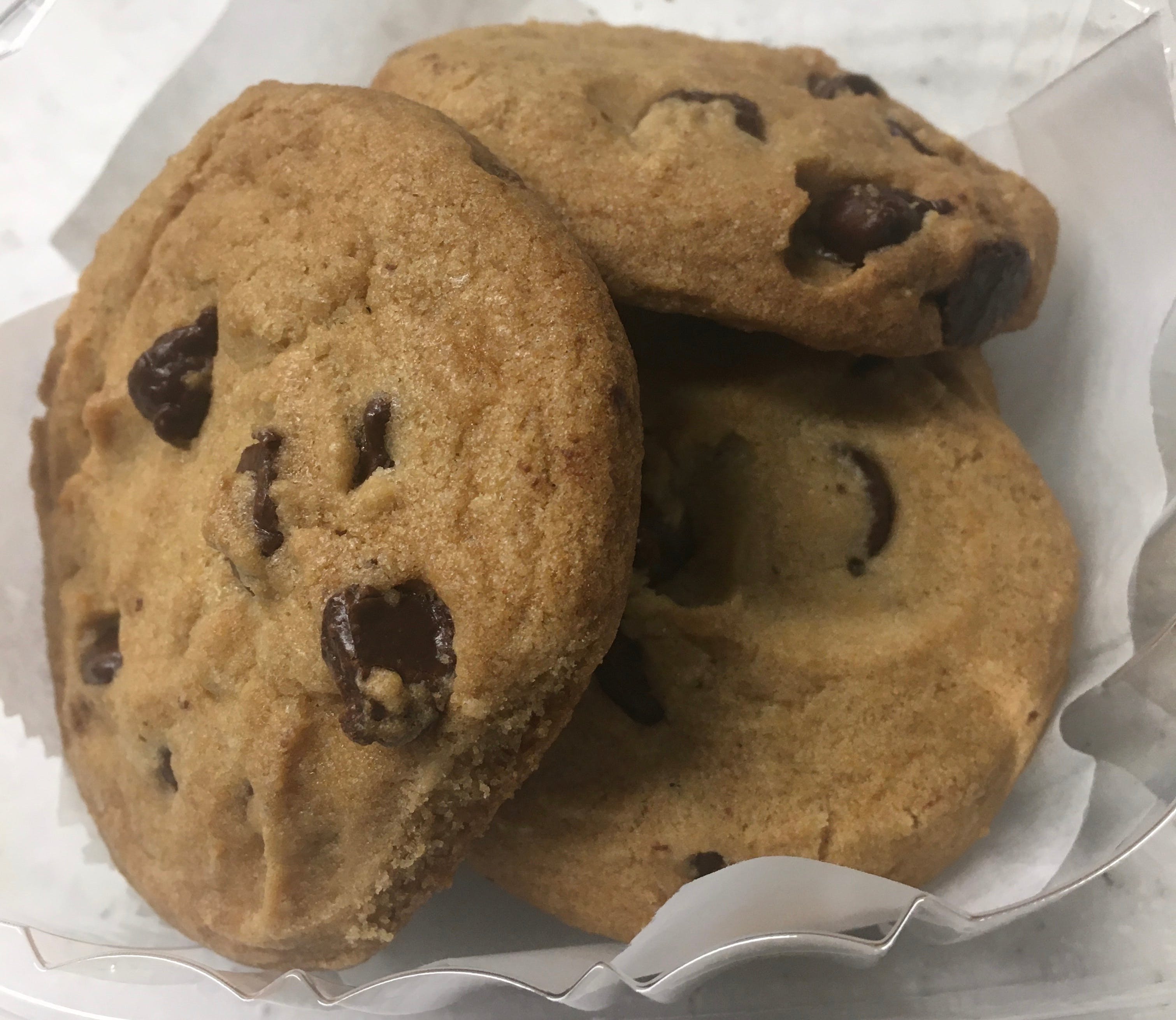Order Chocolate Chip Cookies - Dessert food online from Amici Vicinato store, Lafayette Hill on bringmethat.com