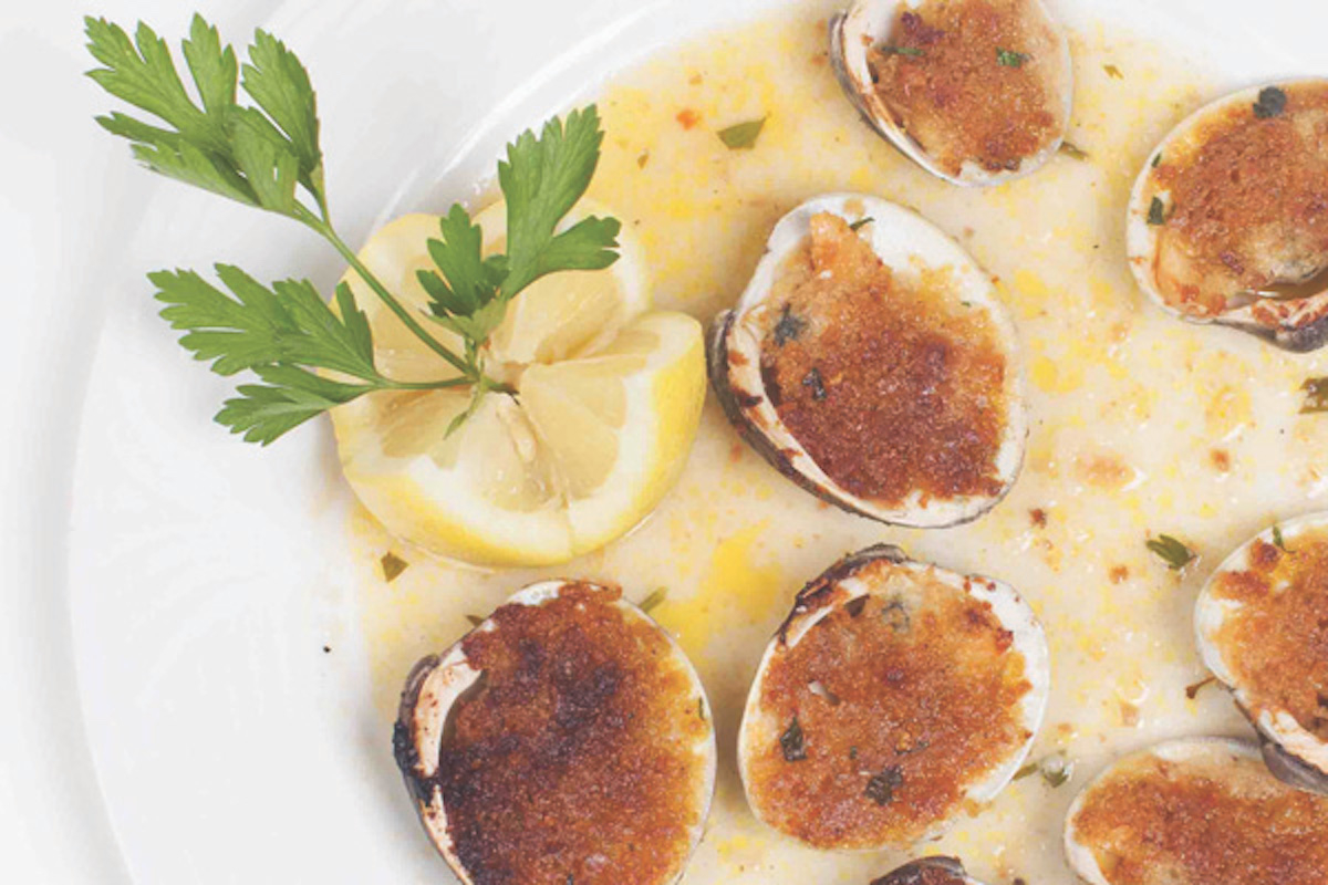 Order Baked Clams food online from Umberto Pizzeria store, Bellmore on bringmethat.com