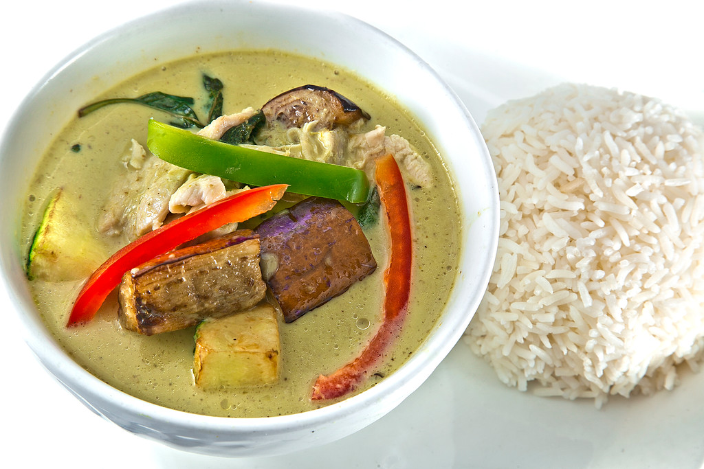 Order Green Curry food online from Ferry Noodle House store, Seattle on bringmethat.com