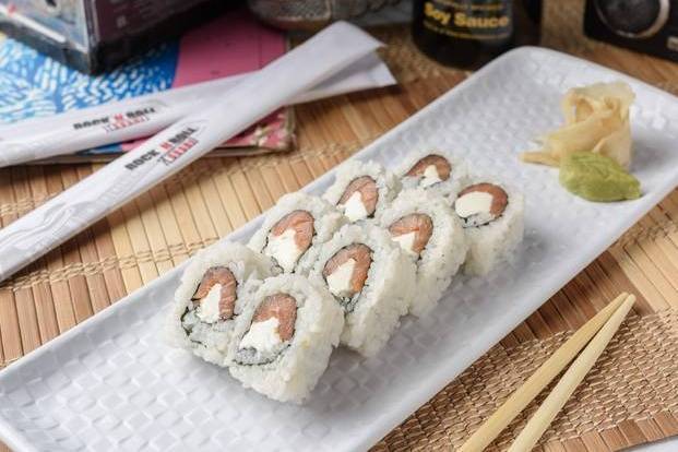 Order Japanese Bagel Roll  food online from Rock N Roll Sushi store, Baton Rouge on bringmethat.com