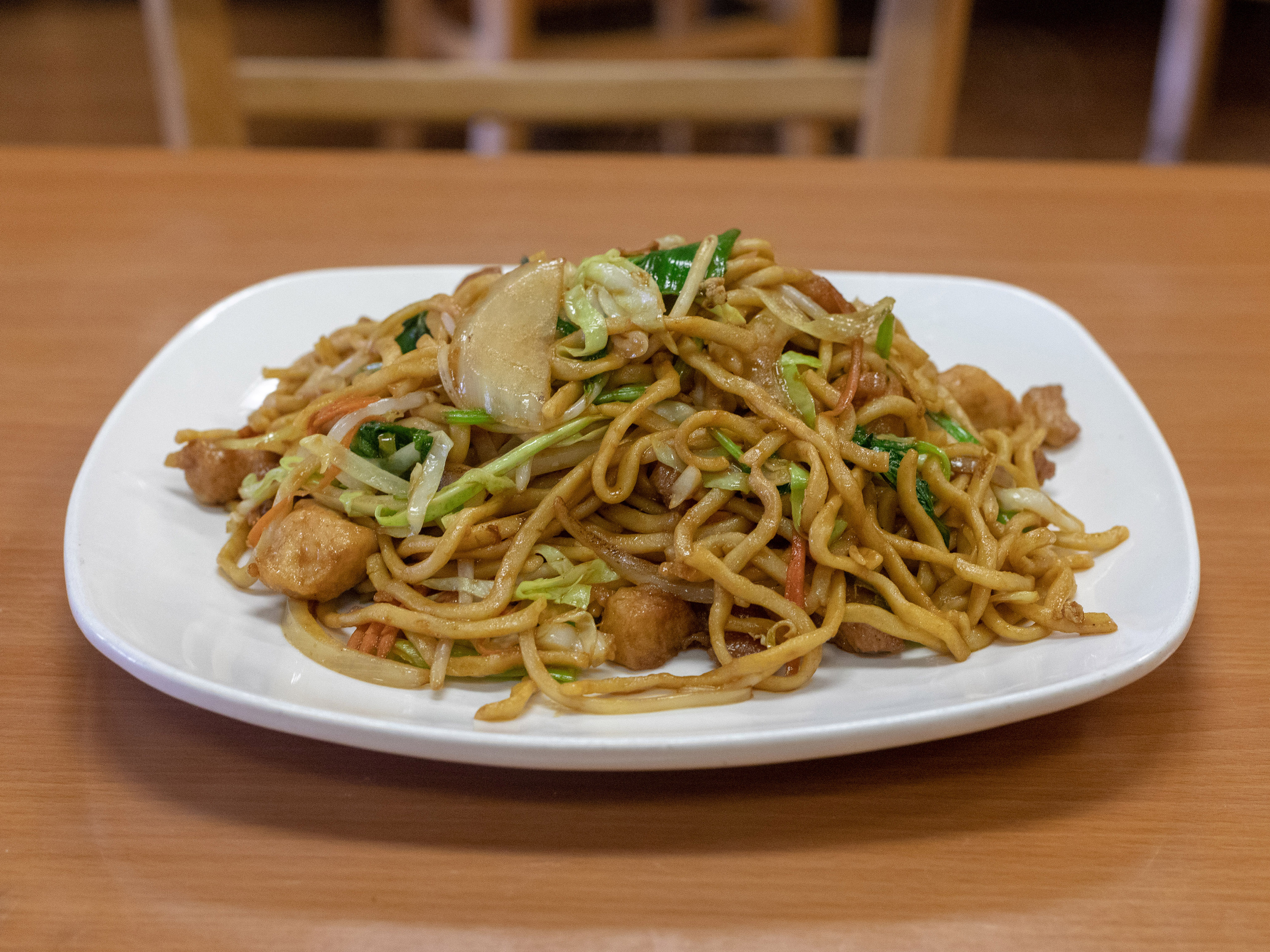 Order Chicken Chow Mein food online from Lin's Kitchen store, San Francisco on bringmethat.com